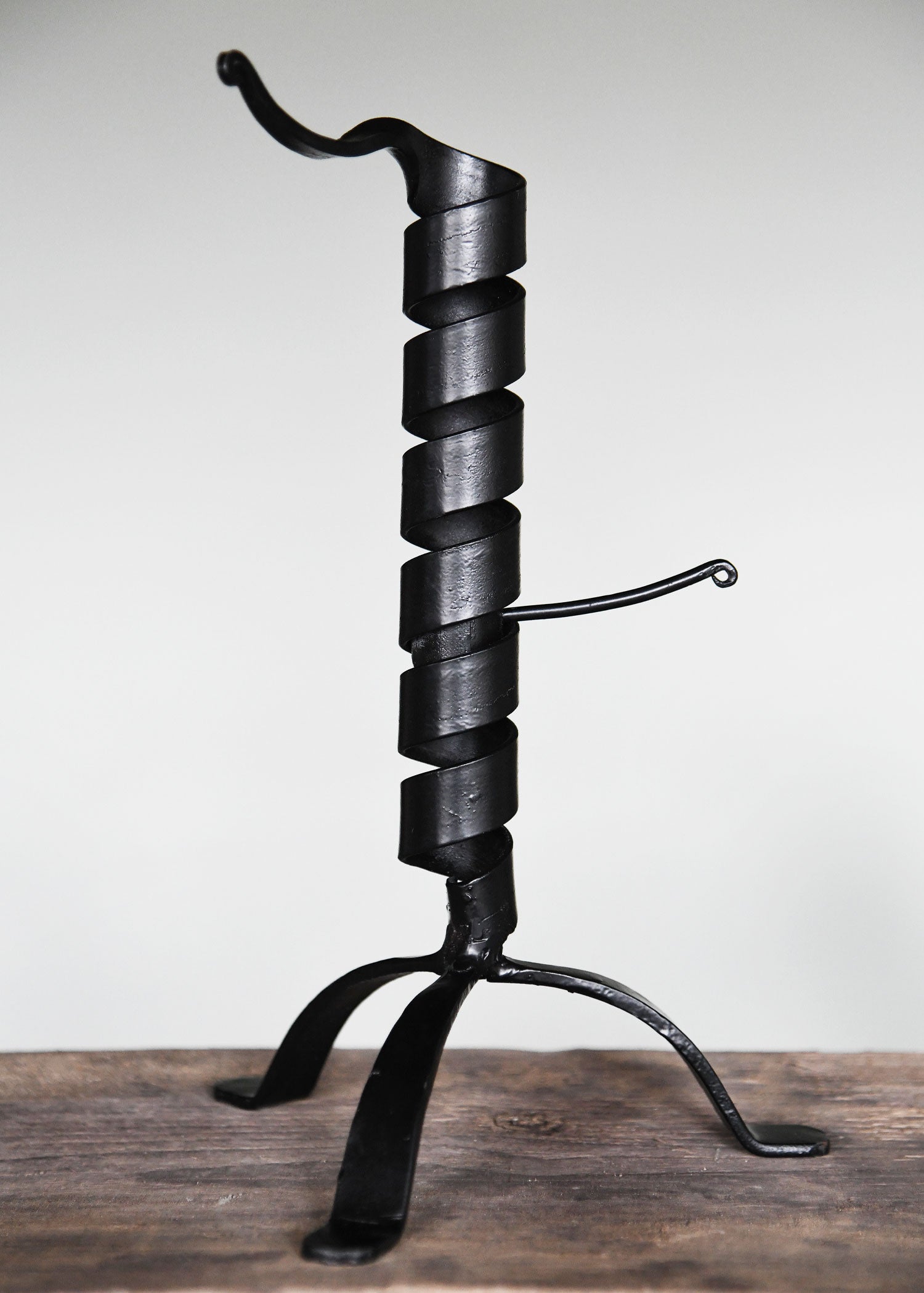 Imagen única de: Candelabro Regulable En Altura