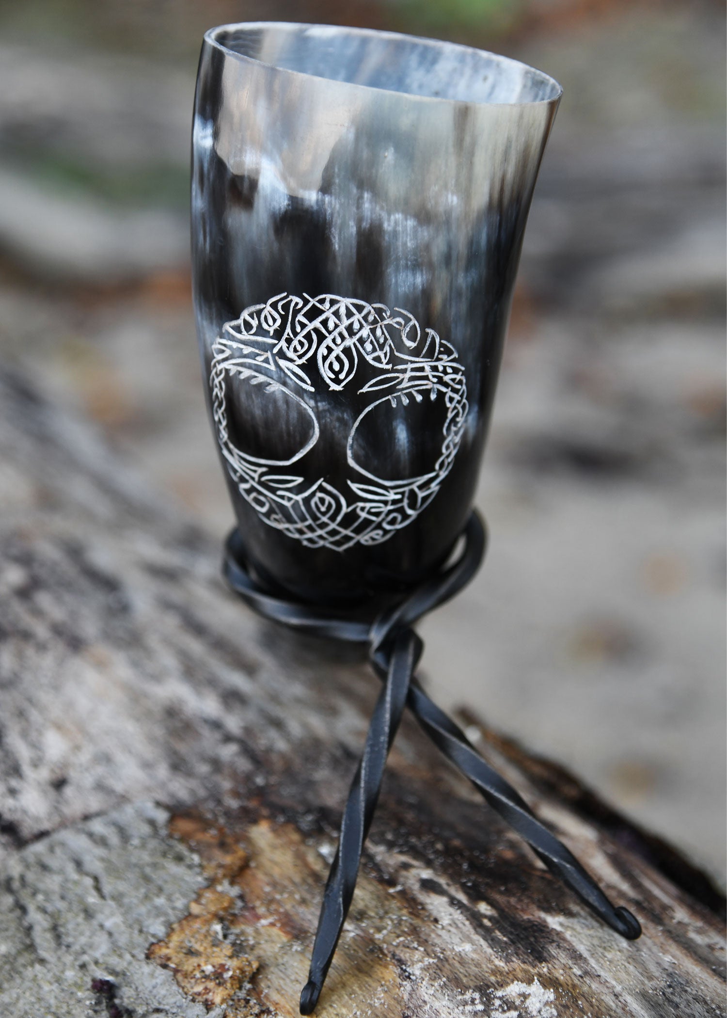 Imagen única de: Cuerno Para Beber Con Soporte - Yggdrasil