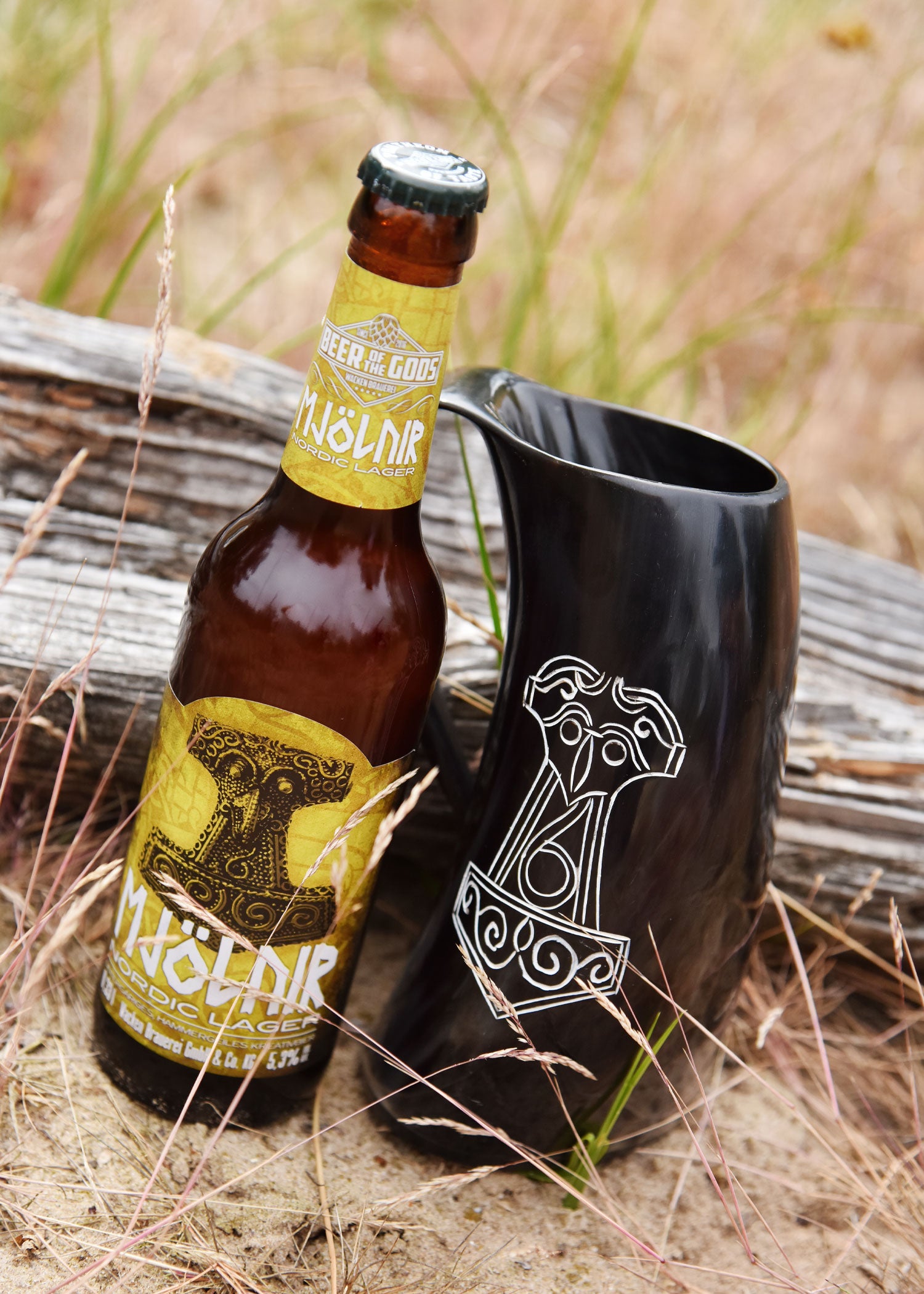 Imagen única de: Jarra De Cerveza Hecha De Cuerno - Mjölnir, El Martillo De Thor