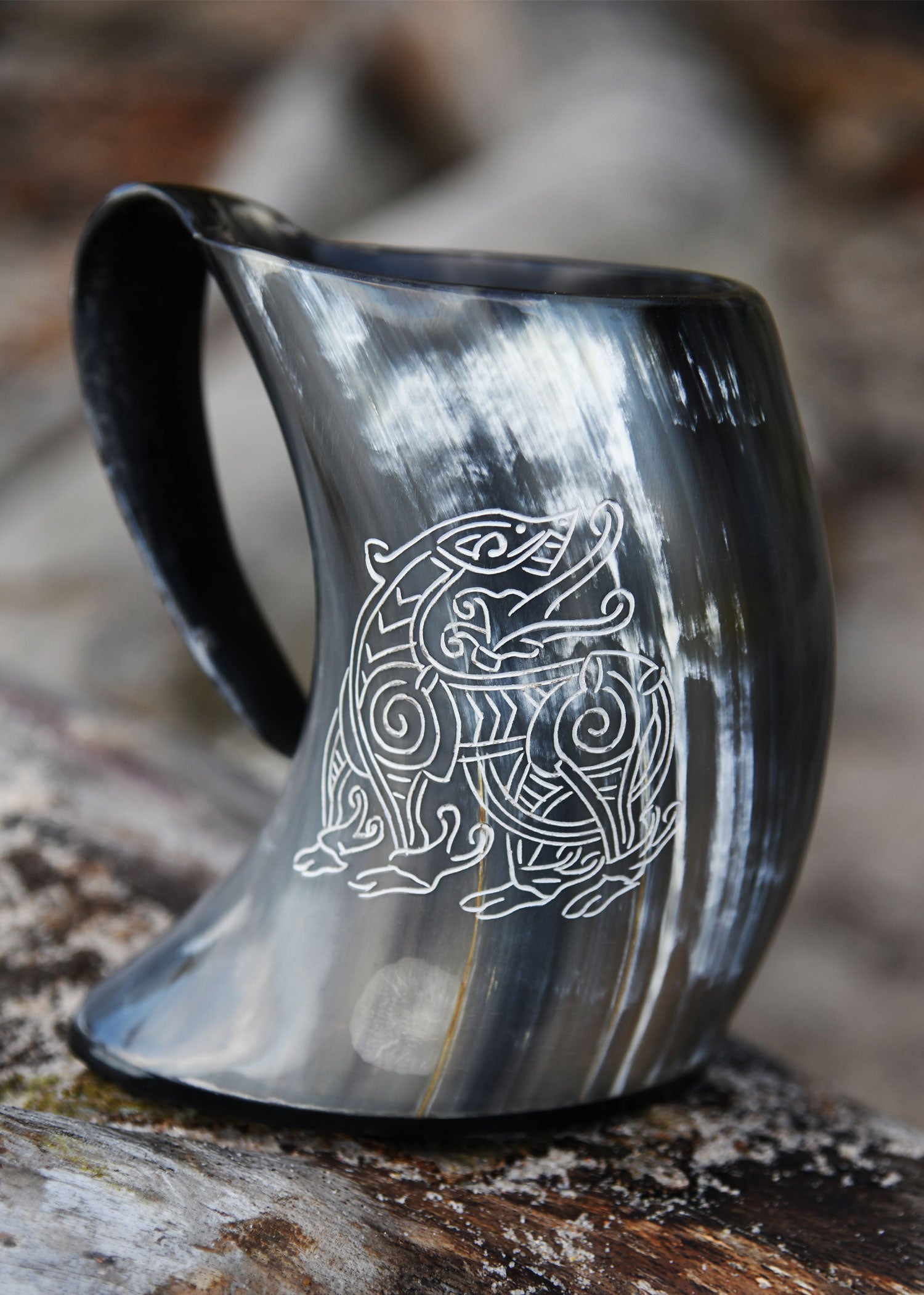 Imagen única de: Jarra Hecha De Cuerno - Dragón