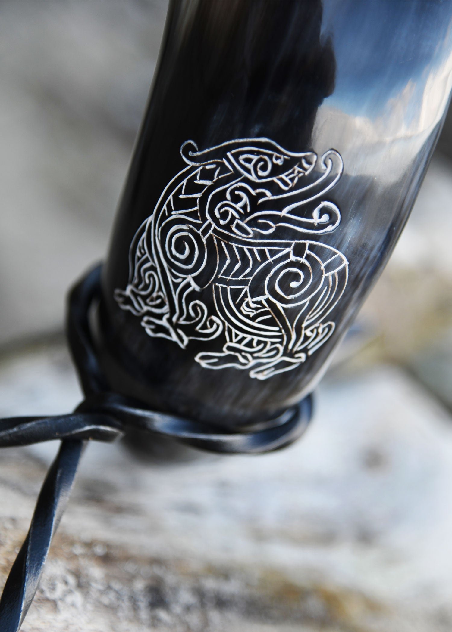 Imagen única de: Cuerno Para Beber Con Soporte - Dragón