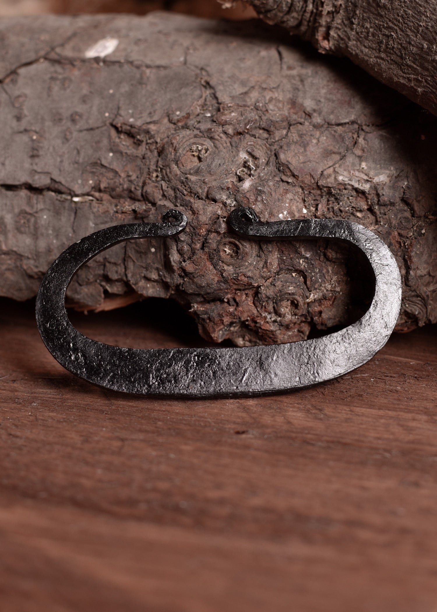 Imagen única de: Chispa Medieval, Murciélago De Fuego, Forjado A Mano.