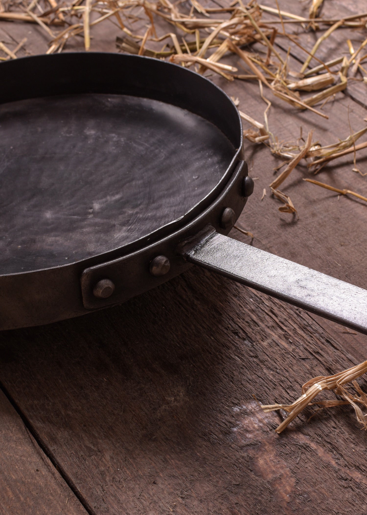 Imagen única de: Sartén Rústica Con Mango Largo.