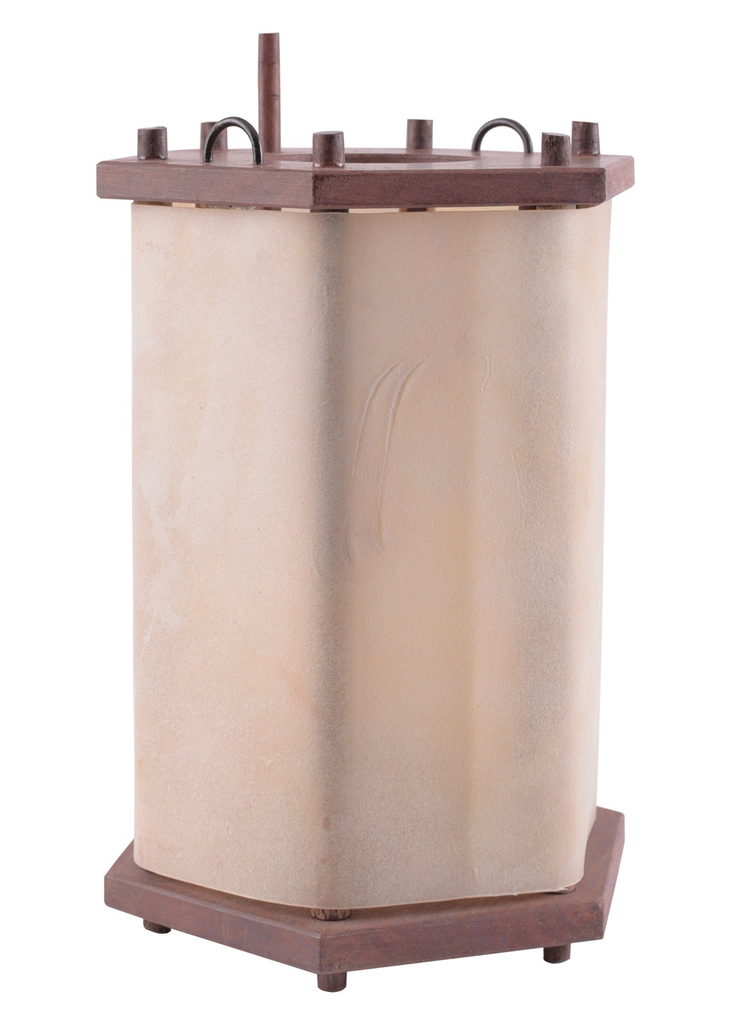 Imagen única de: Farol De Madera Con Cuero Crudo.