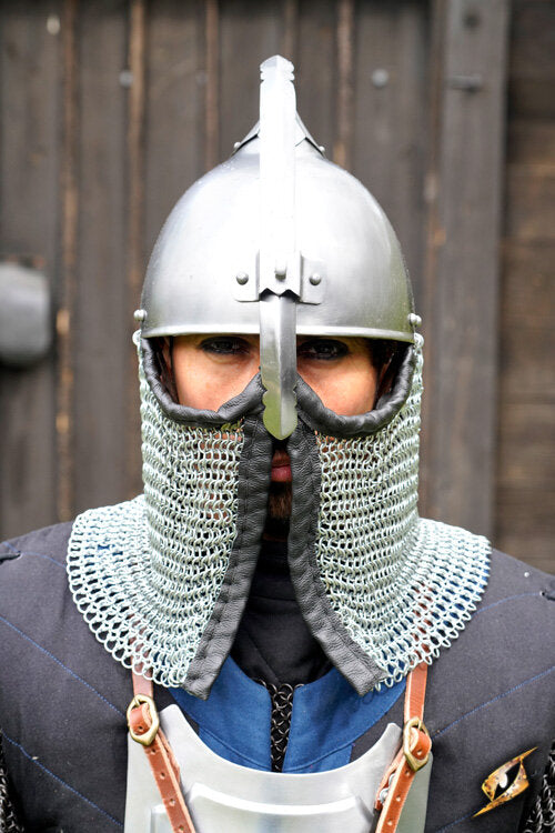 Imagen única de: Casco Persa