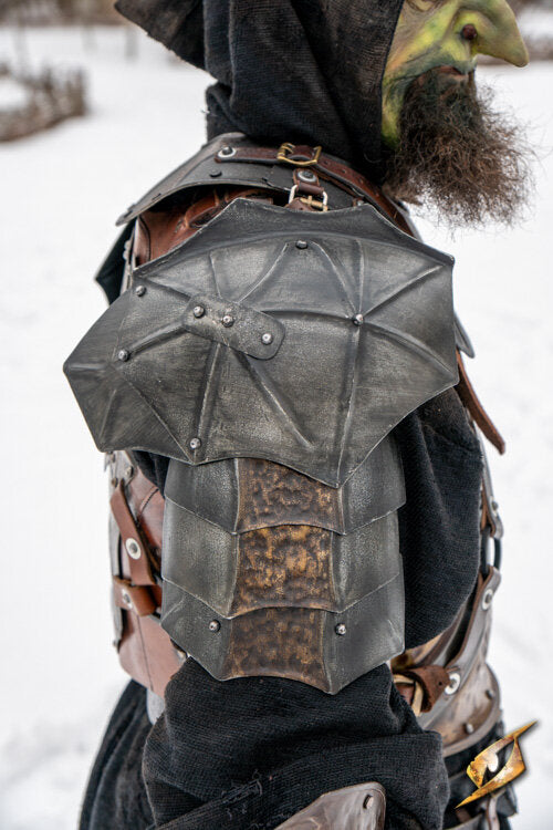 Imagen única de: Hombros De Asaltante