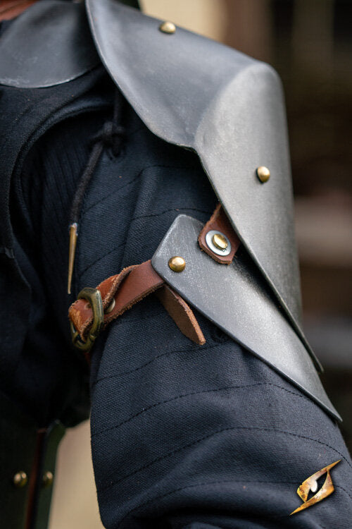 Imagen única de: Hombros Renegados