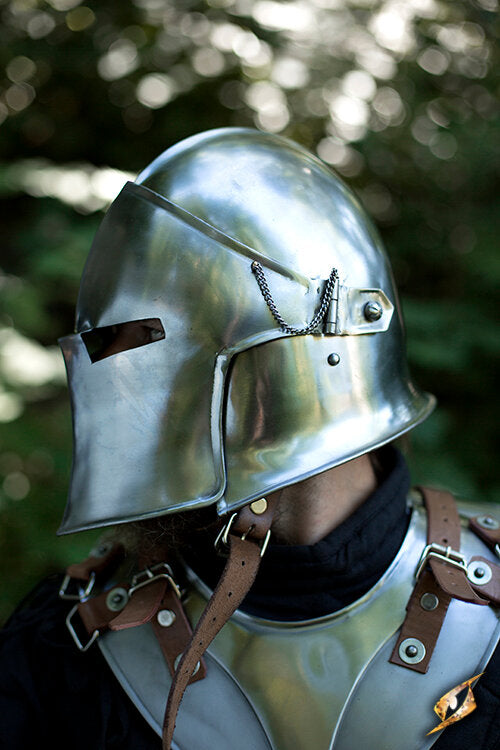 Imagen única de: Barbuta Con Visera