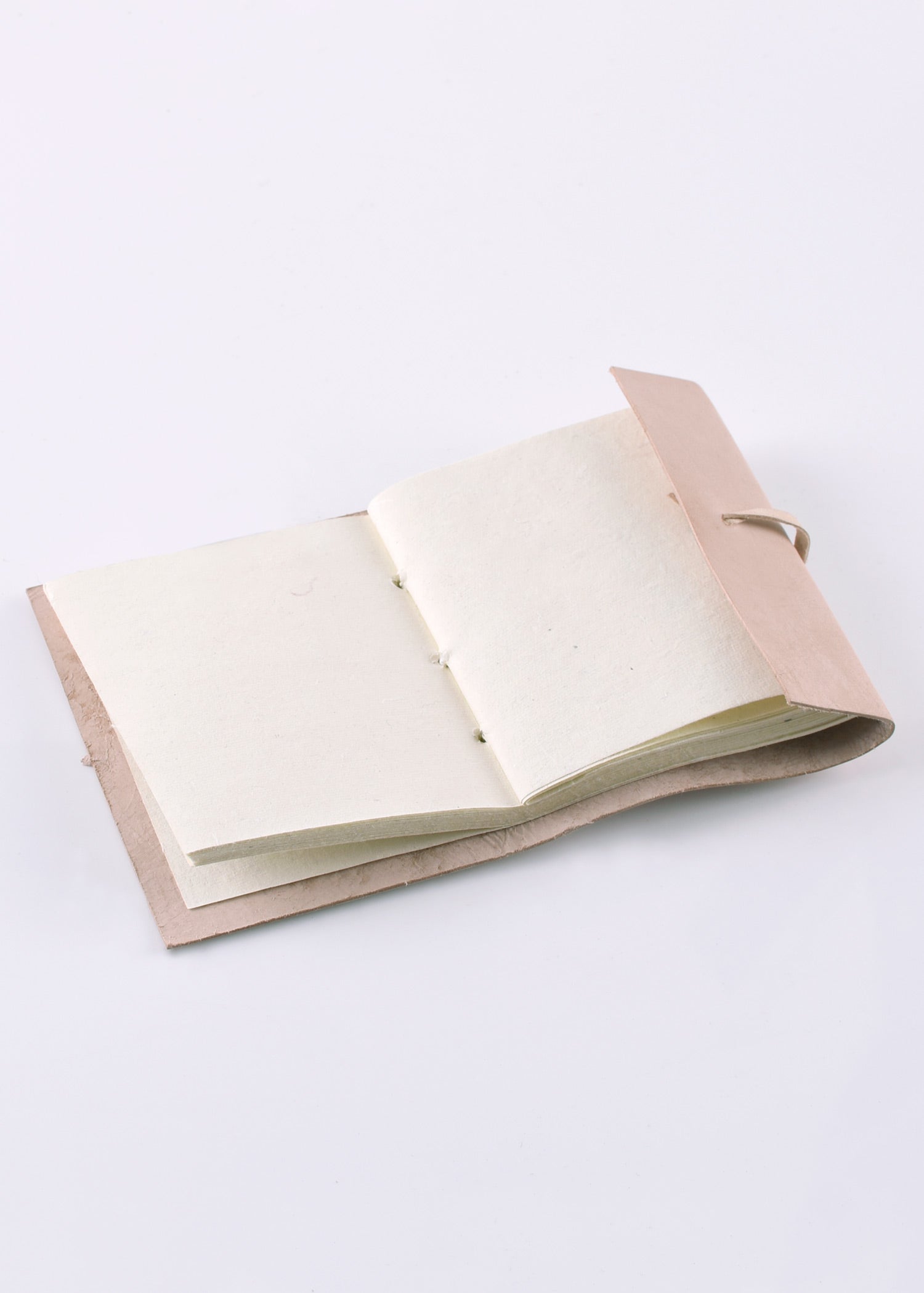 Imagen única de: Cuaderno Pequeño Con Tapa De Piel, Aprox. 80 Páginas.