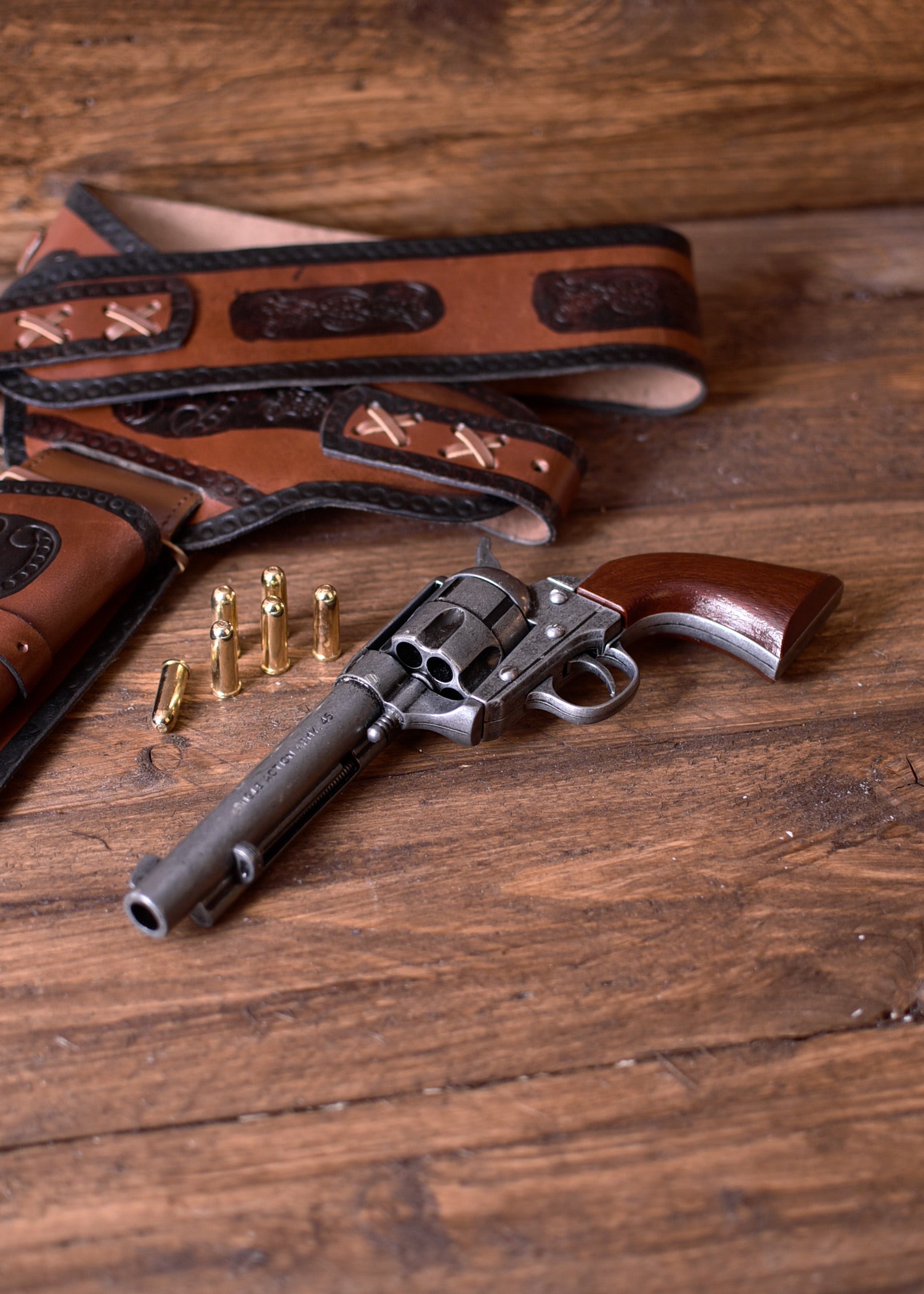 Imagen única de: Revólver Decorativo M1873, Colt Single Action Army .45, Réplica