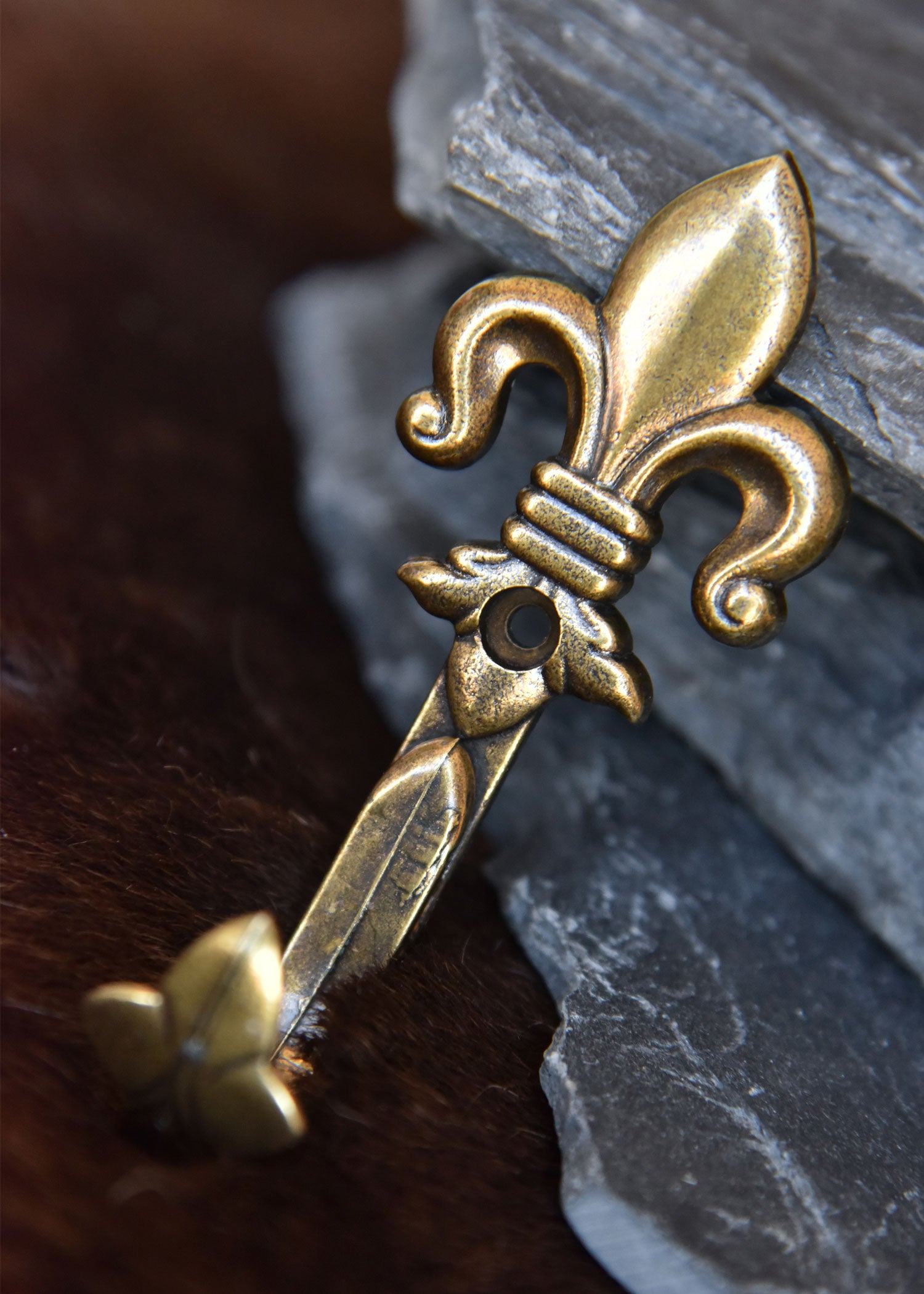 Imagen única de: Soporte De Pared Para Pistola, Lirio, Latón, Juego De 2