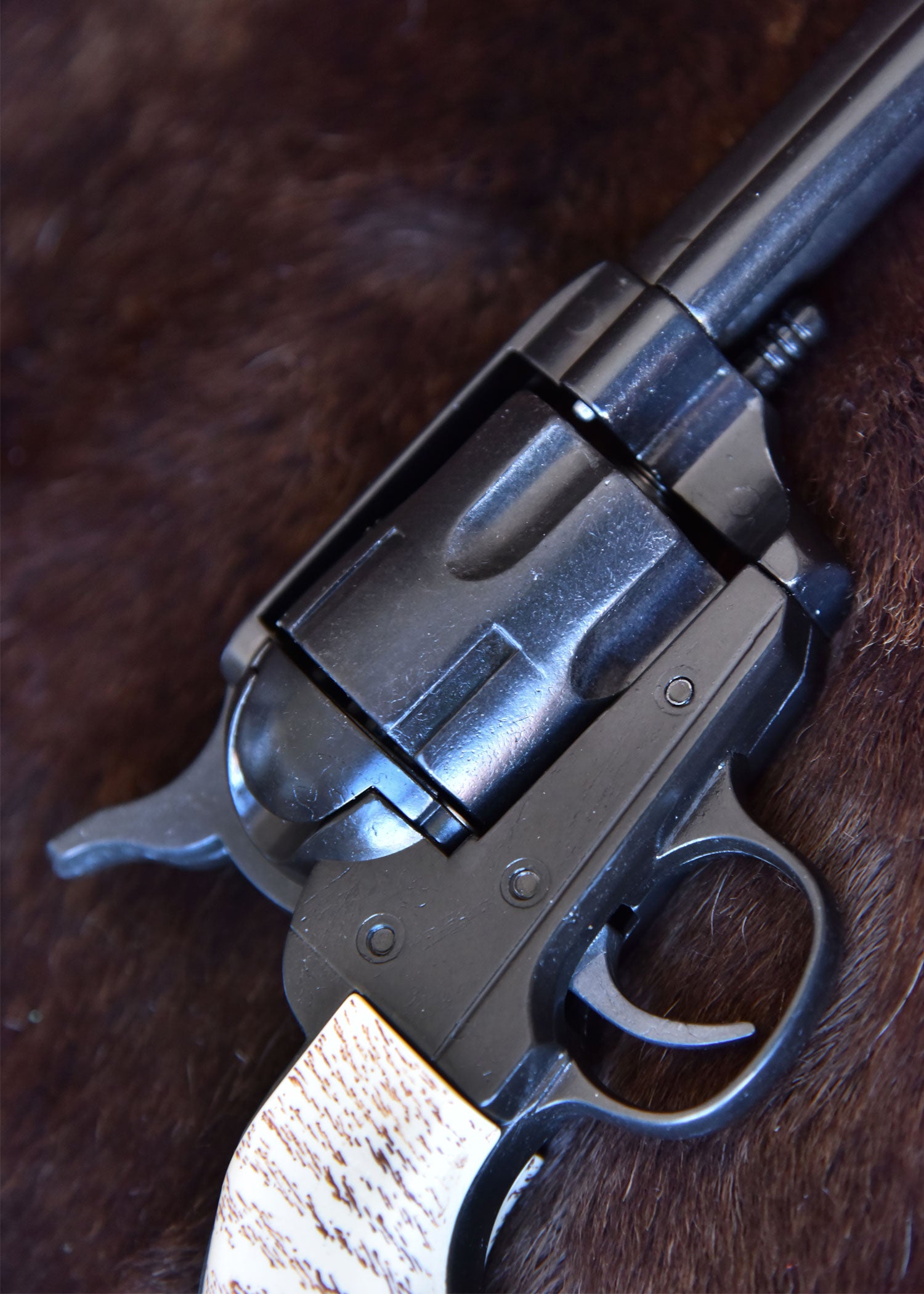 Imagen única de: Revólver Colt Corto .45, Usa 1873, Negro/marfil, Réplica