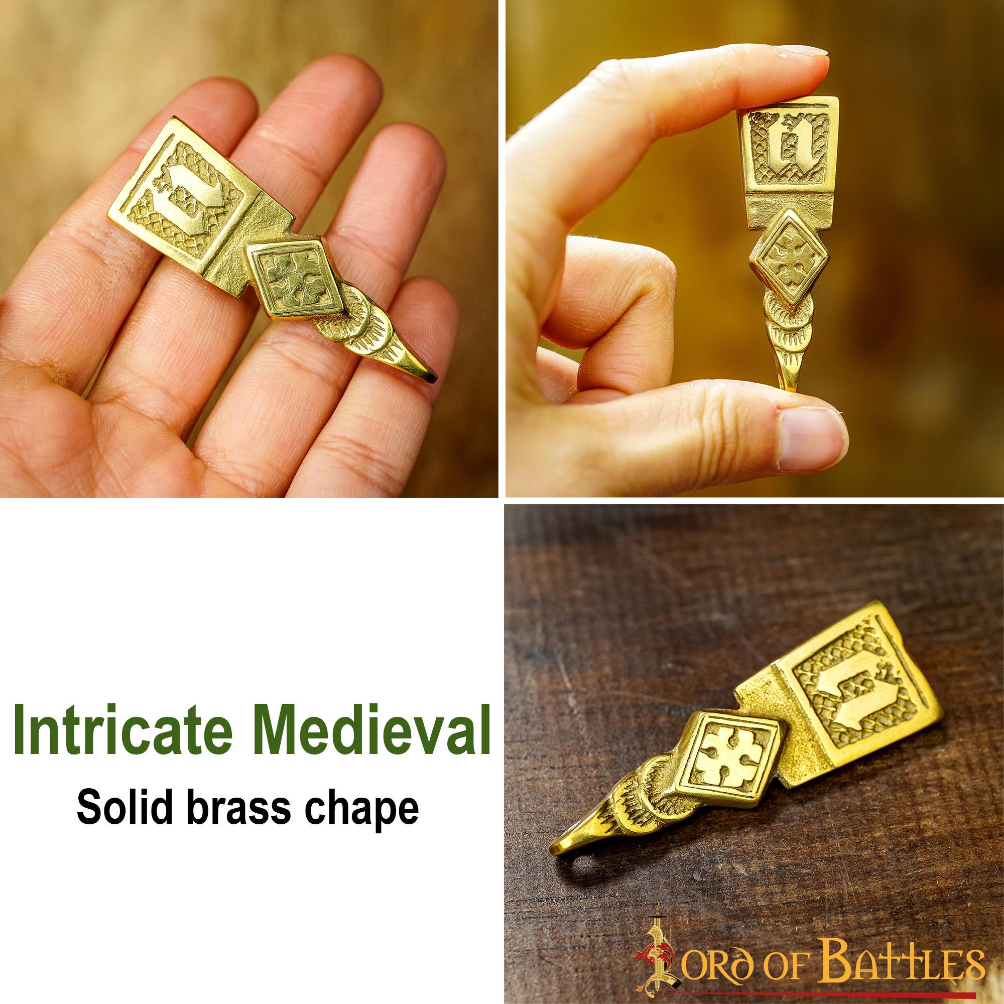 Imagen única de: Intrincado Cinturón Medieval de Latón Macizo Accesorio Funcional Chape