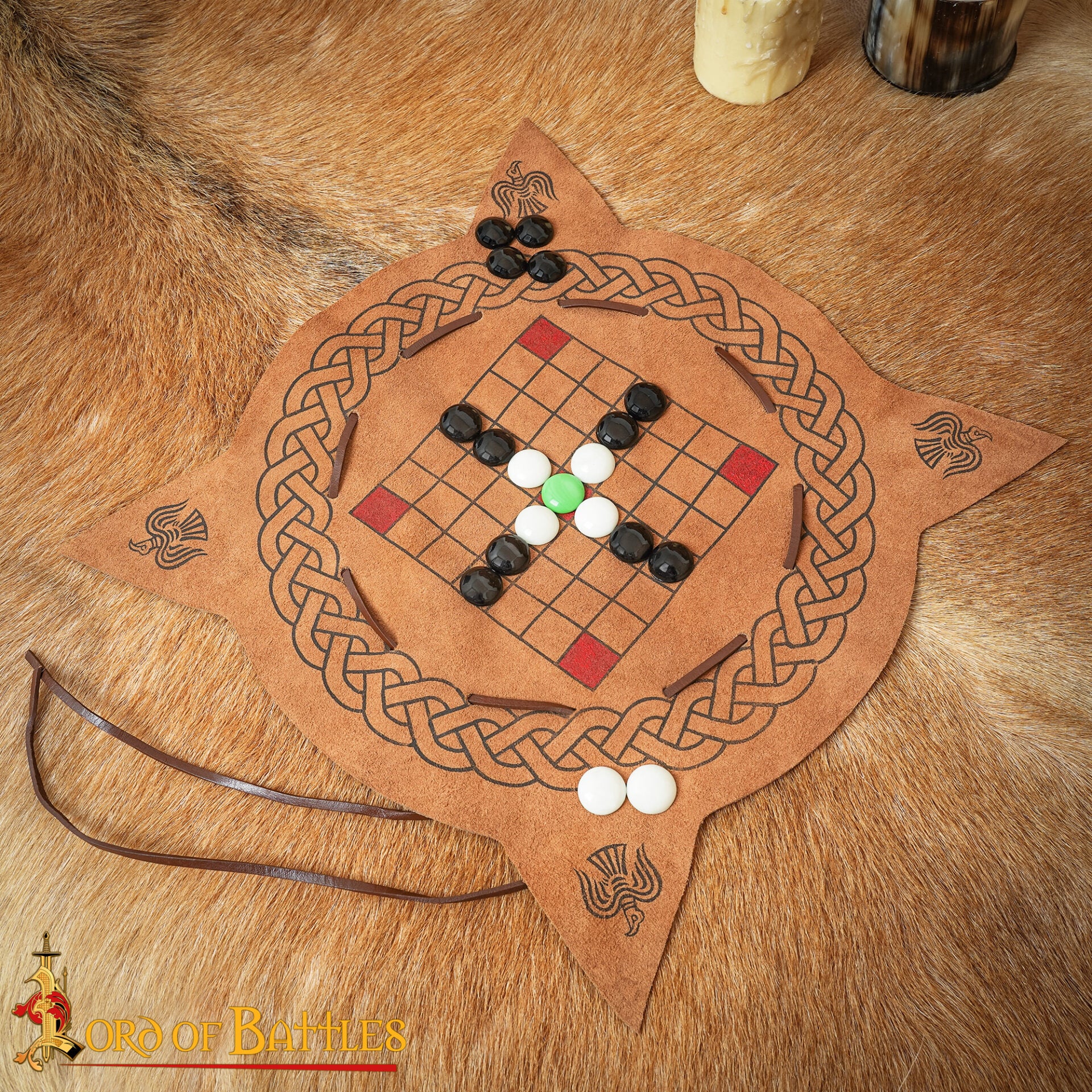Imagen única de: Juego Hnefatafl Vikingo del Siglo X - Edición de Viaje de Cuero Hecho a Mano