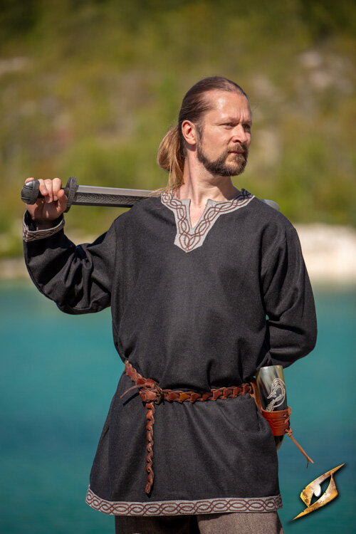 Imagen única de: Túnica Fimbul