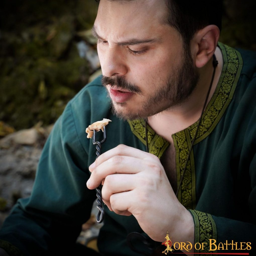 Imagen única de: Juego de Cubiertos Rústicos de Acero Inoxidable Funcionales para Campamento