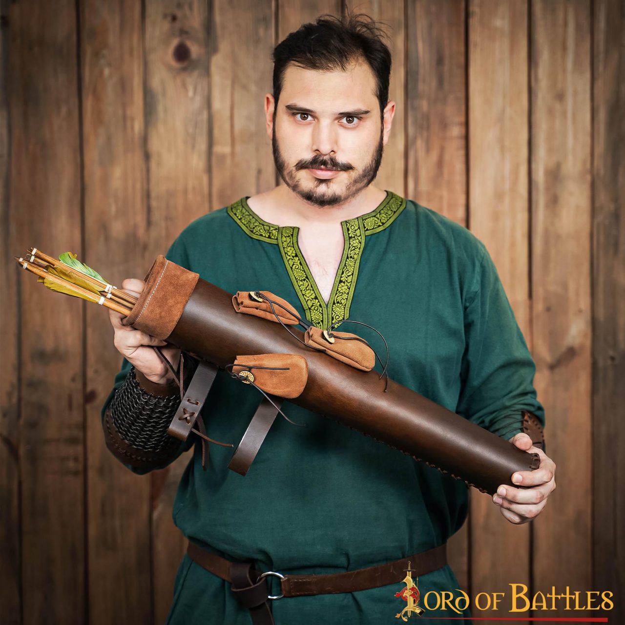 Carcaj Medieval de Cuero con Fundas de Ante - Portaflechas de Tiro con Arco con Correas Ajustables y Hebillas de Latón - Imagen 8