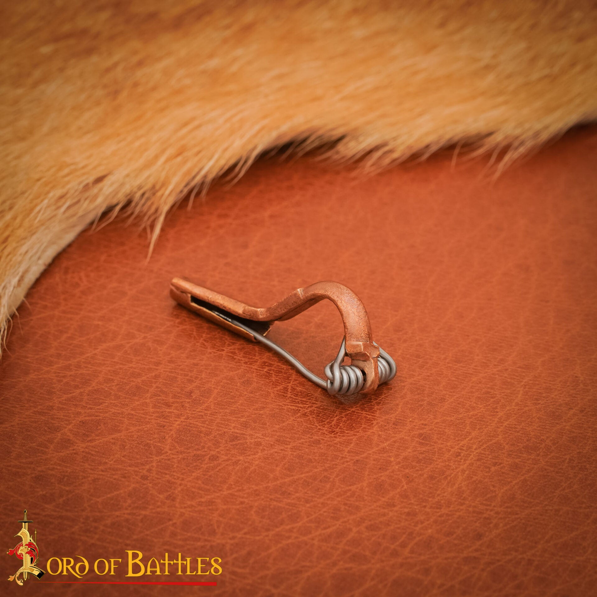 Imagen única de: Broche de Peroné de Rodilla de Bronce Romano del Siglo Iii - Fundición a la Cera Perdida