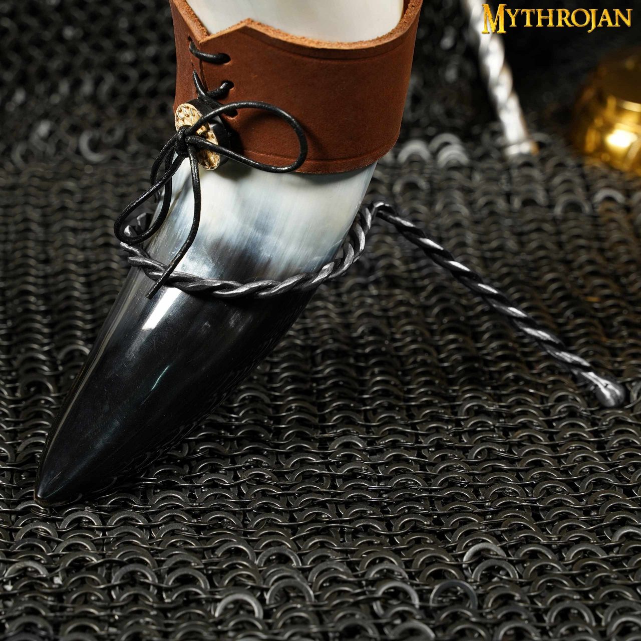 Imagen única de: Mythrojan Cuerno para Beber Forjado a Mano Twisted Rack