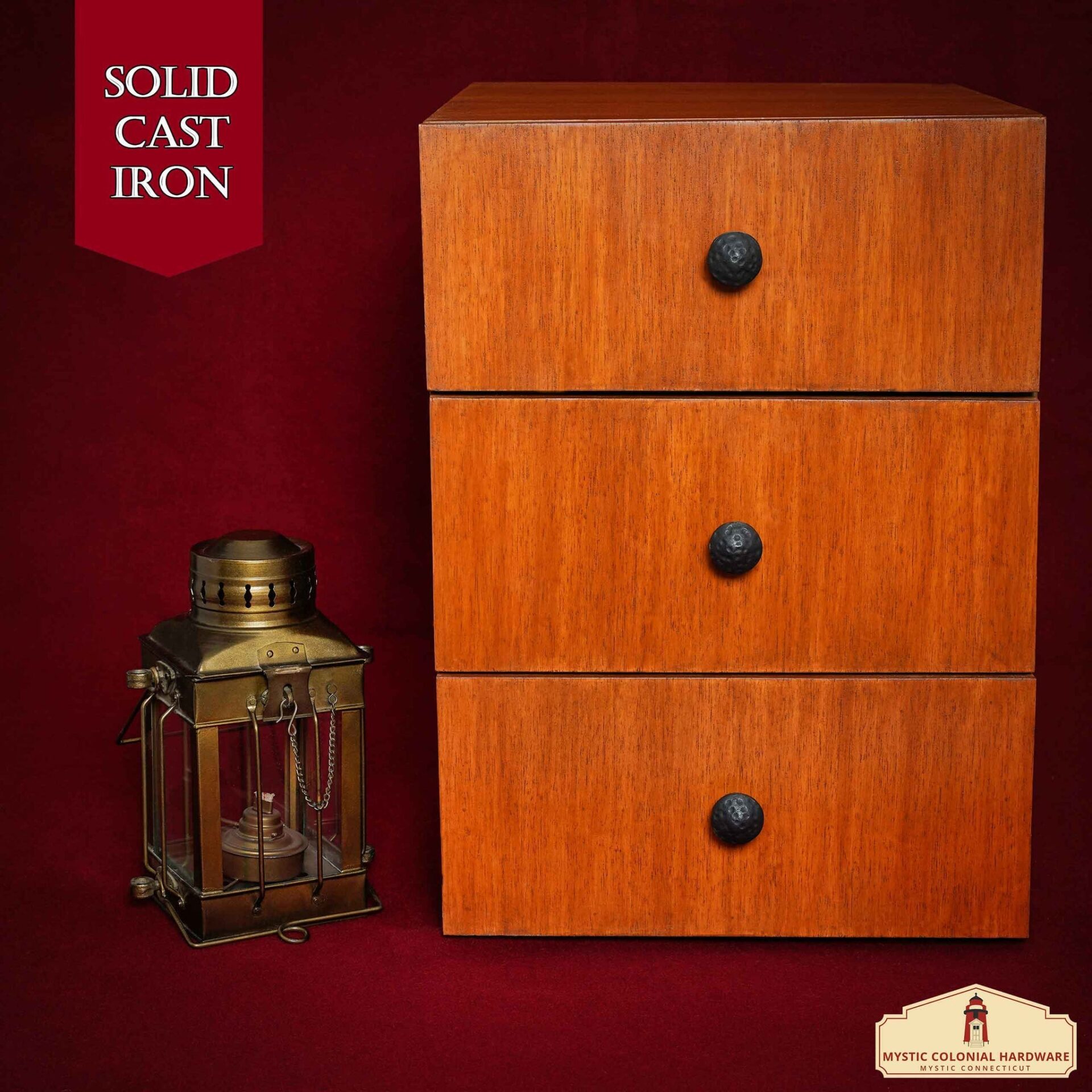 Imagen única de: Pomo Cuadrado de Hierro Forjado a Mano - 1 1/4 Pulgadas de Diámetro