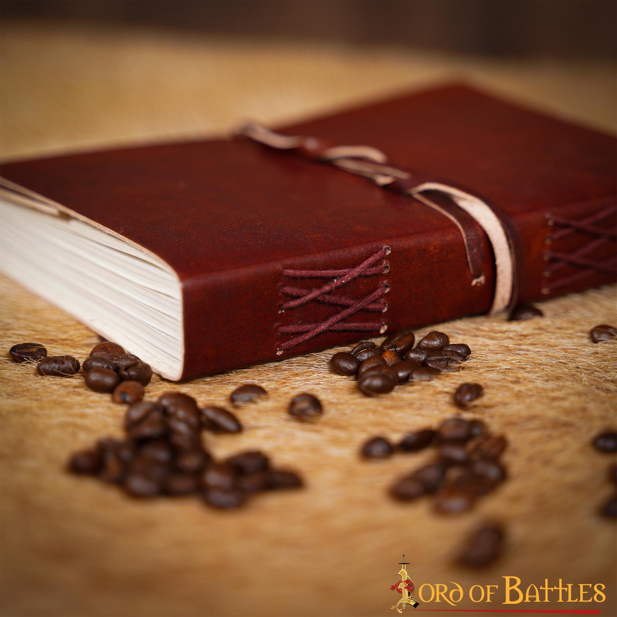 Imagen única de: Medieval Leather Wrap Journal - Cuaderno Artesanal con Cierre de Corbata