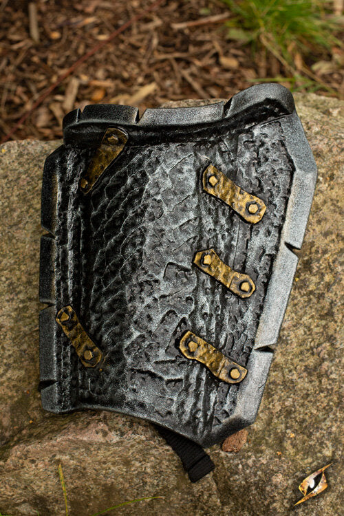 Imagen única de: Escudo Orco 38X25 Cm