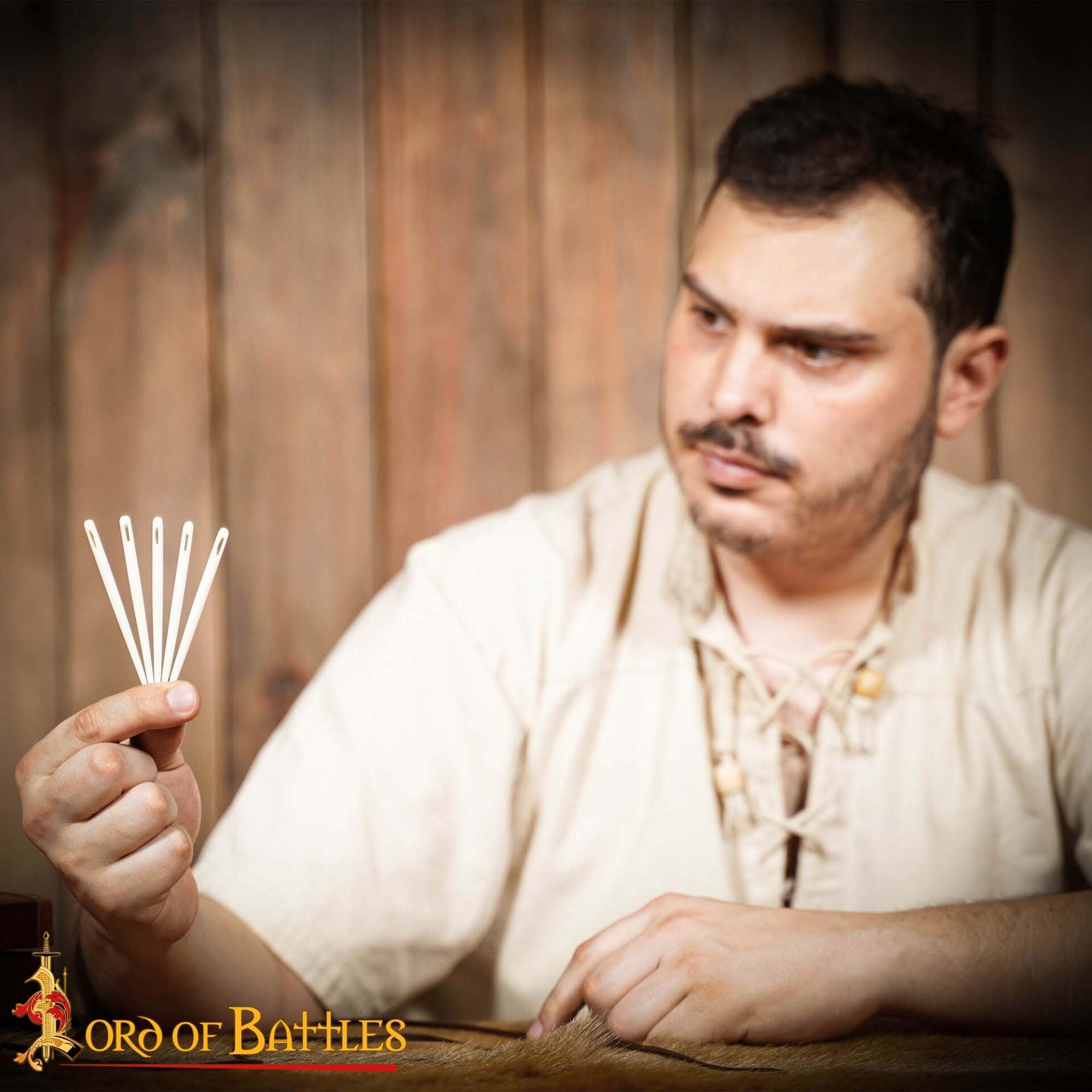 Imagen única de: Juego de 5 Agujas de Bordar Medievales de Hueso - Talladas a Mano en Hueso de Buey de Origen Ético - Acabado Pulido