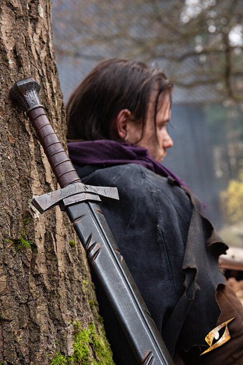 Imagen única de: Espada De Lacayo Desgastada Por La Batalla