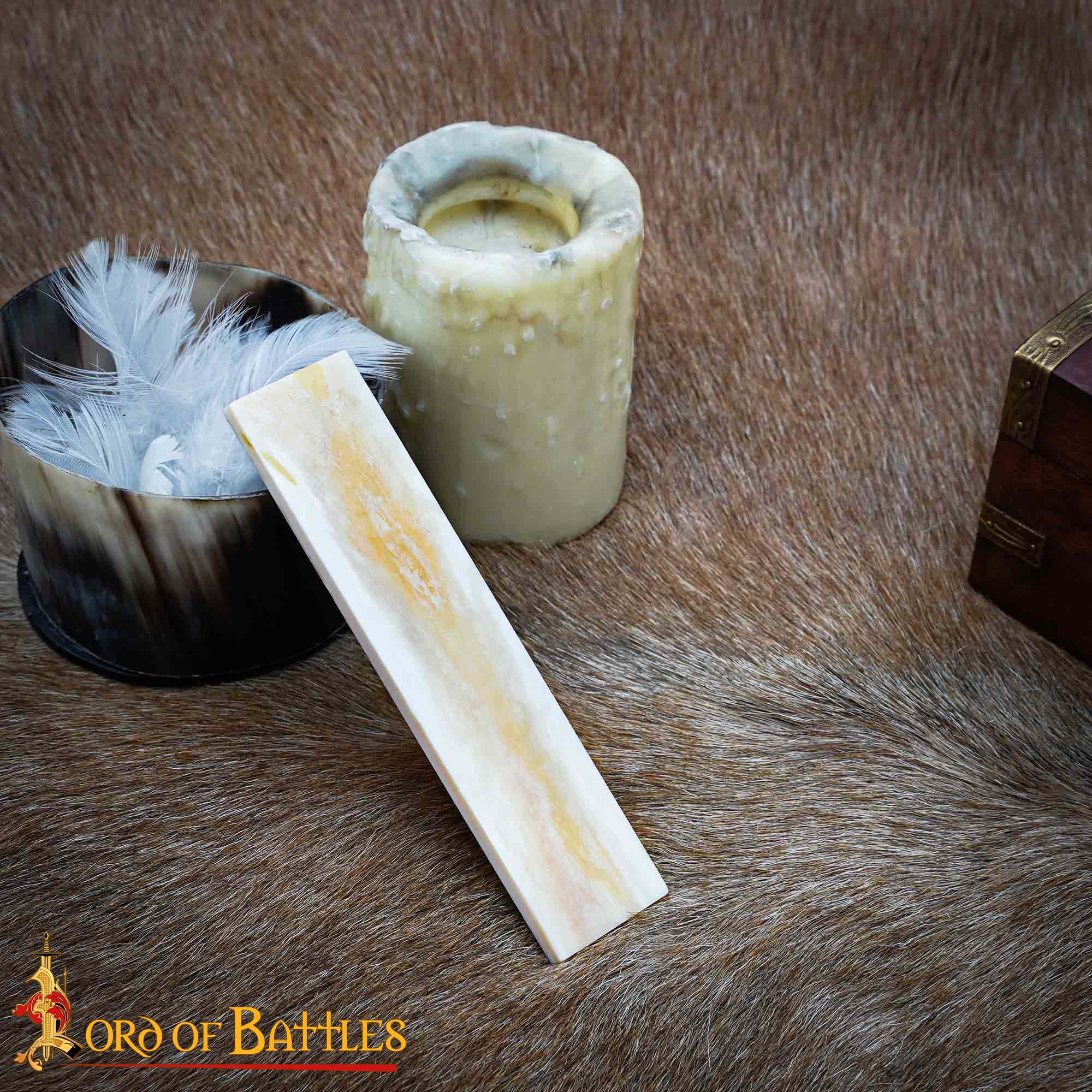 Imagen única de: Cuchillo Medieval con Mango de Hueso Auténtico