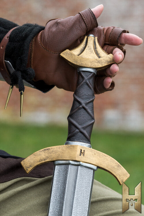 Imagen única de: Armando Espada Oro