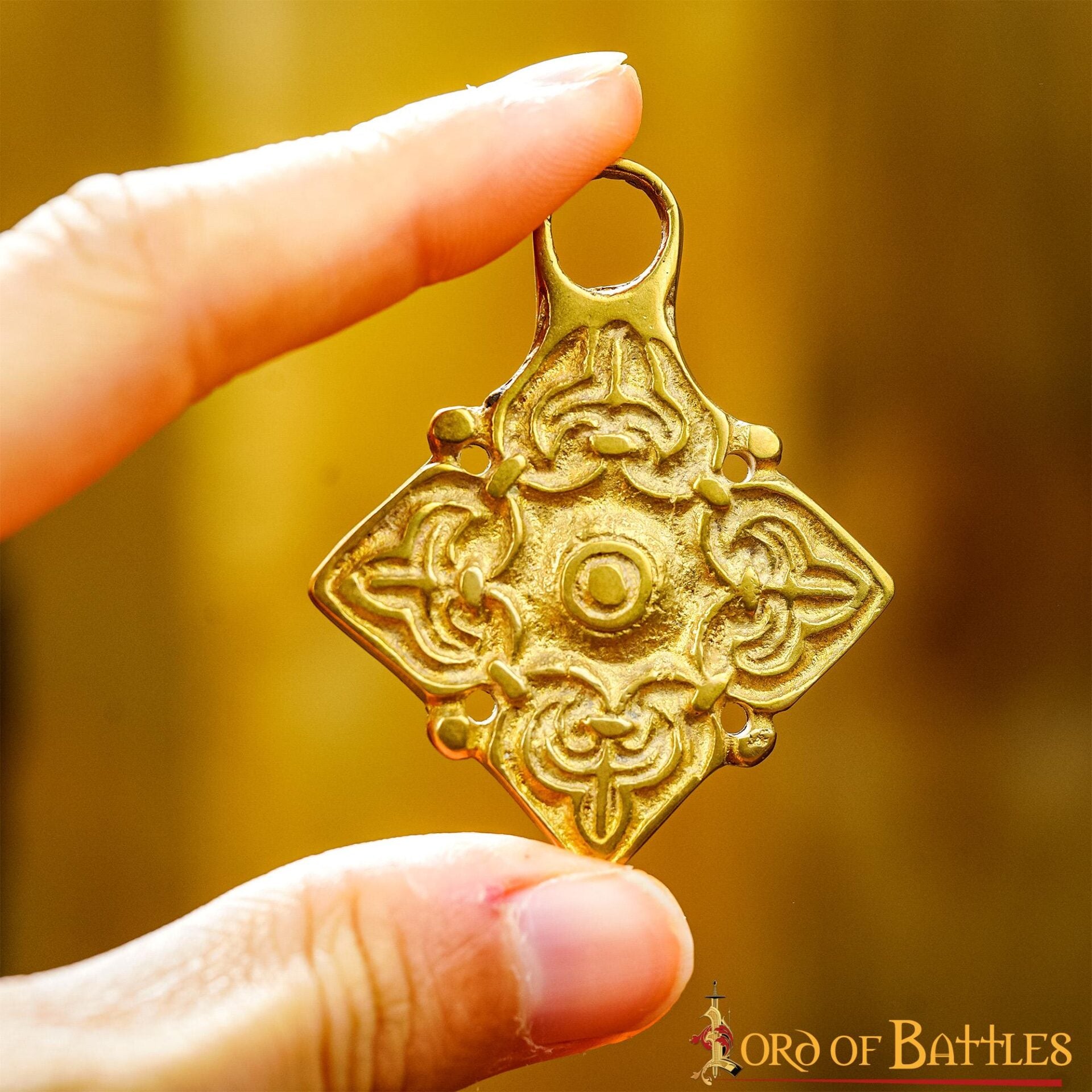 Imagen única de: Broche de Latón Fundido para Caftán o Capa Vikinga / Rusa Histórica