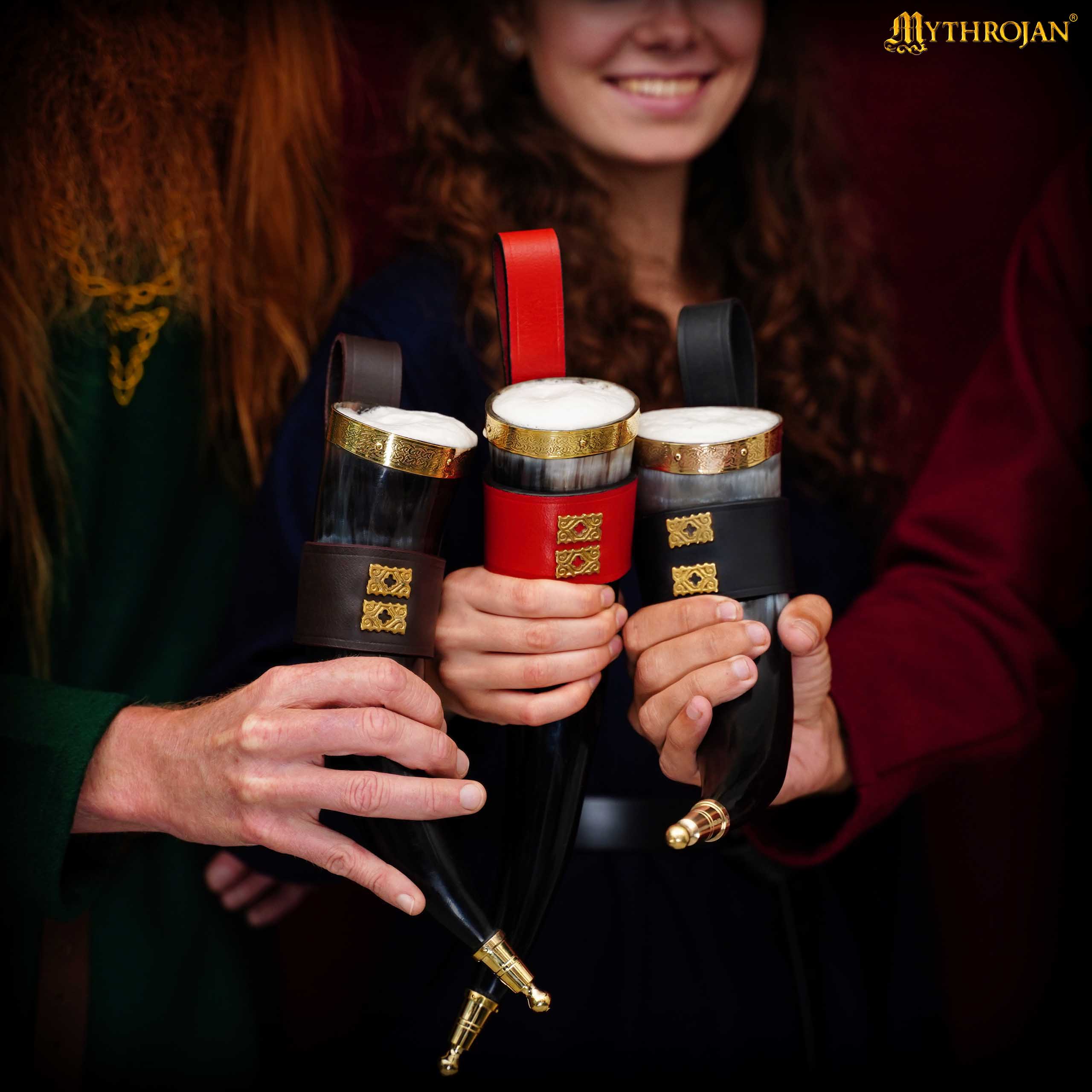 Imagen única de: Mythrojan The Wealthy Merchant - Viking Drinking Horn With Red Leather Holder Authentic Medieval Inspired Viking Wine/mead Mug - Polished Finish - 350 Ml