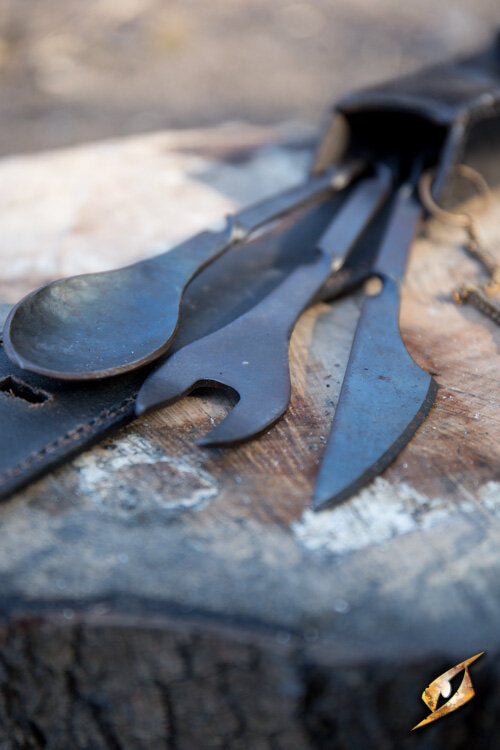 Imagen única de: Cubiertos W. Percha De Cuero