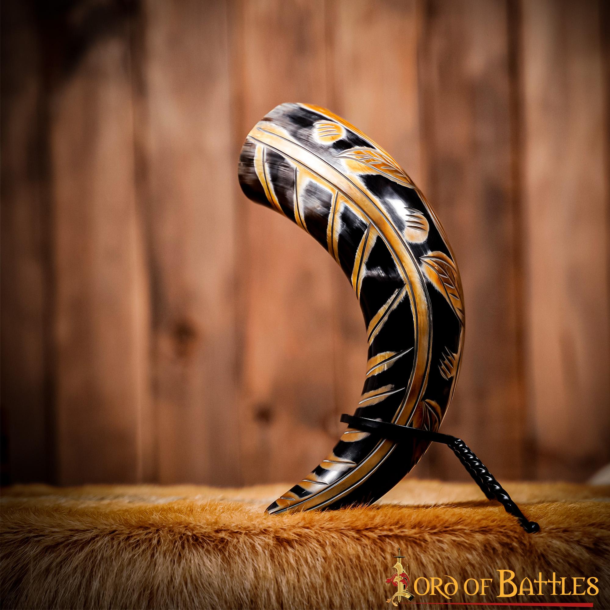 Imagen única de: Soporte Medieval de Hierro Forjado para Cuernos de Beber - Soporte para Cuernos Forjado a Mano con Acabado de Aceite Ennegrecido