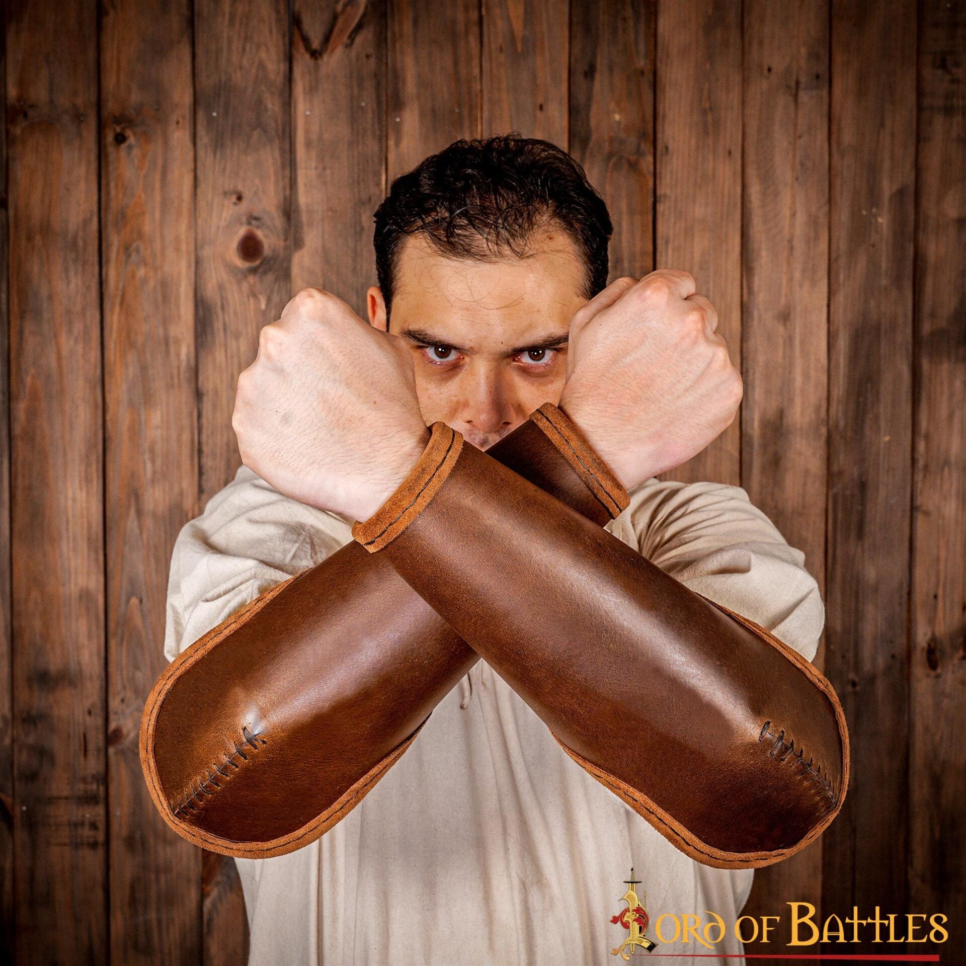 Brazaletes Medievales de Cuero con Protección para el Codo - Guardabrazos Artesanales con Cordón Ajustable - Imagen 6