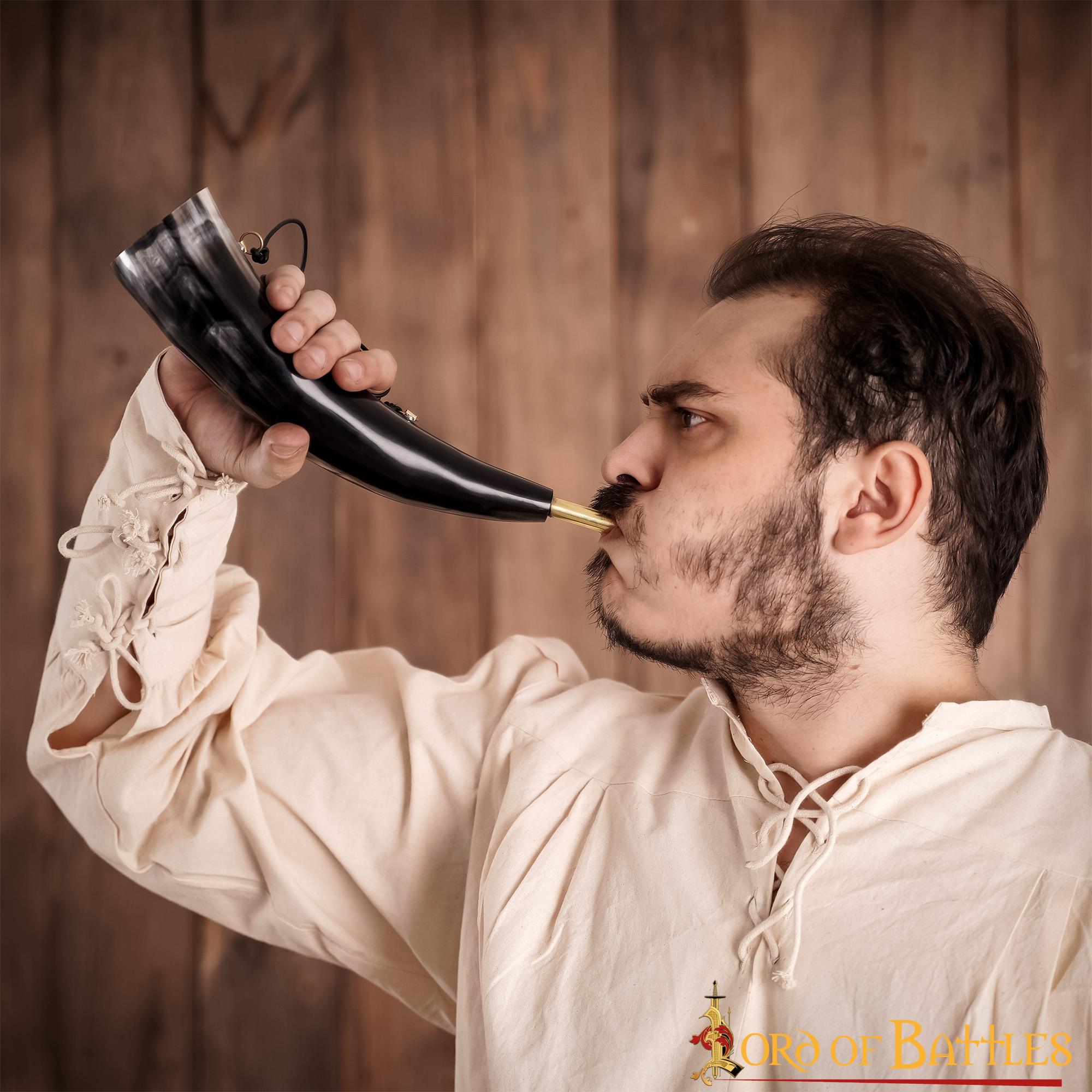 Imagen única de: Viking Blowing Horn - Bocina de Buey de Origen Ético con Boquilla de Latón