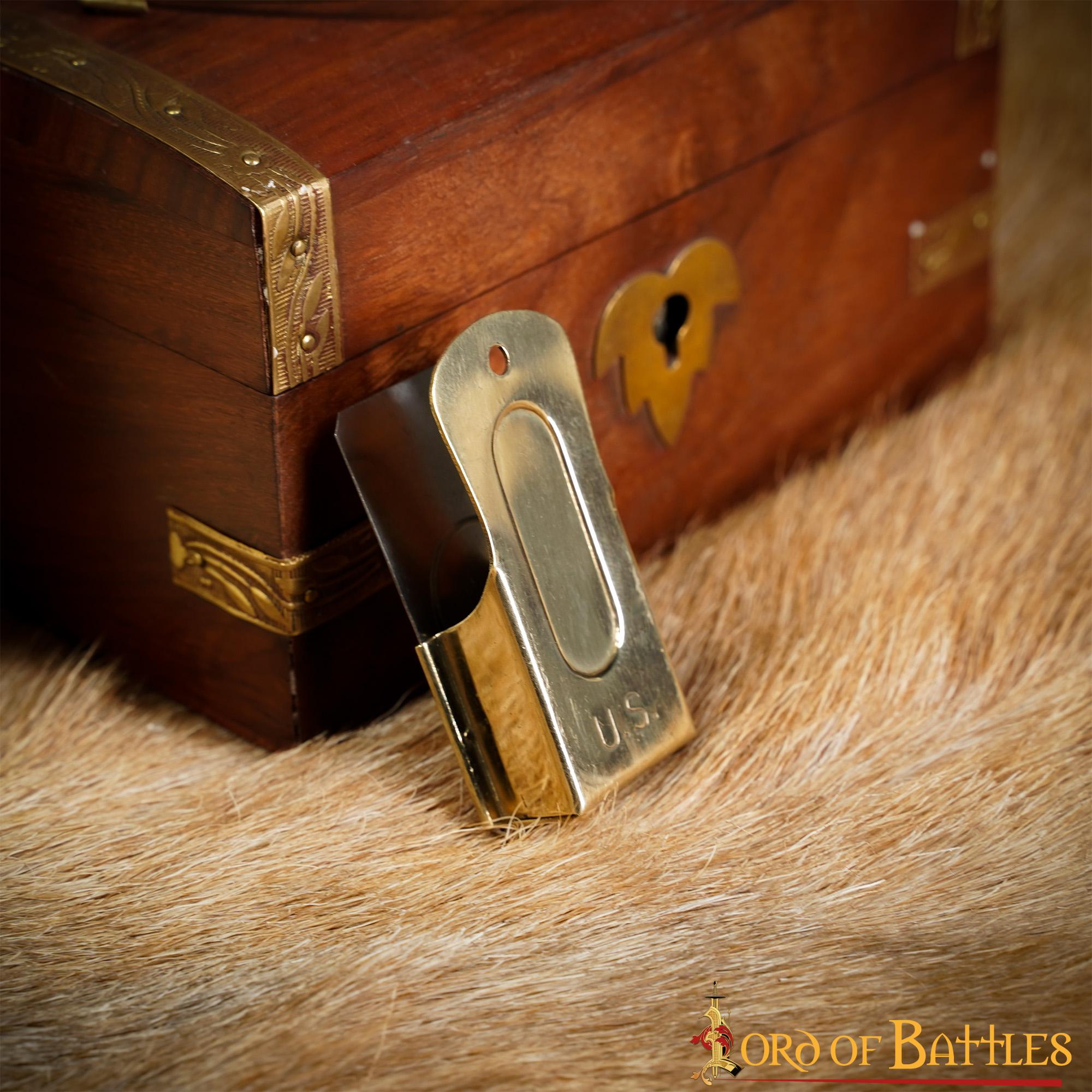 Imagen única de: Clicker del Día D de la Segunda Guerra Mundial Grabado en Ee.uu. - Réplica Auténtica de Latón para Coleccionistas de la Segunda Guerra Mundial