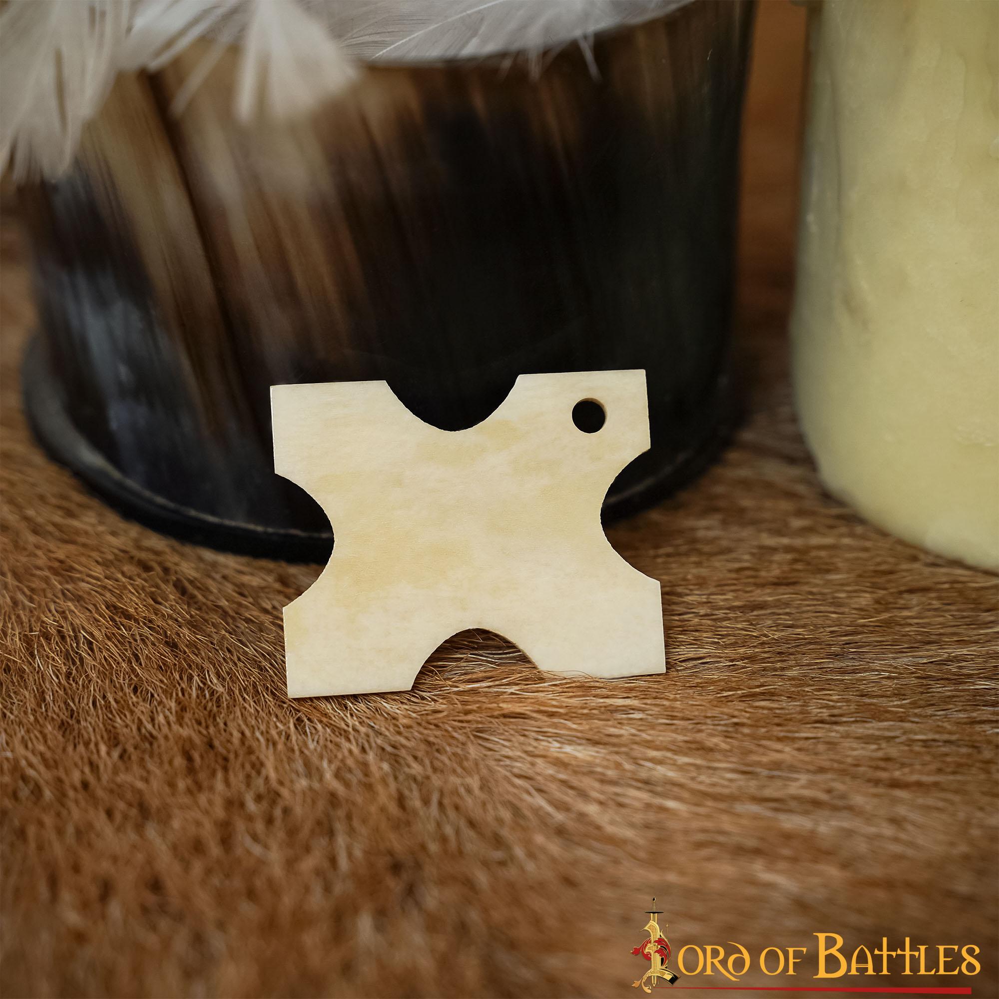 Imagen única de: Enrollador de Hilo Vikingo de Hueso de Buey Pulido - Herramienta Tradicional Nórdica para Hilos