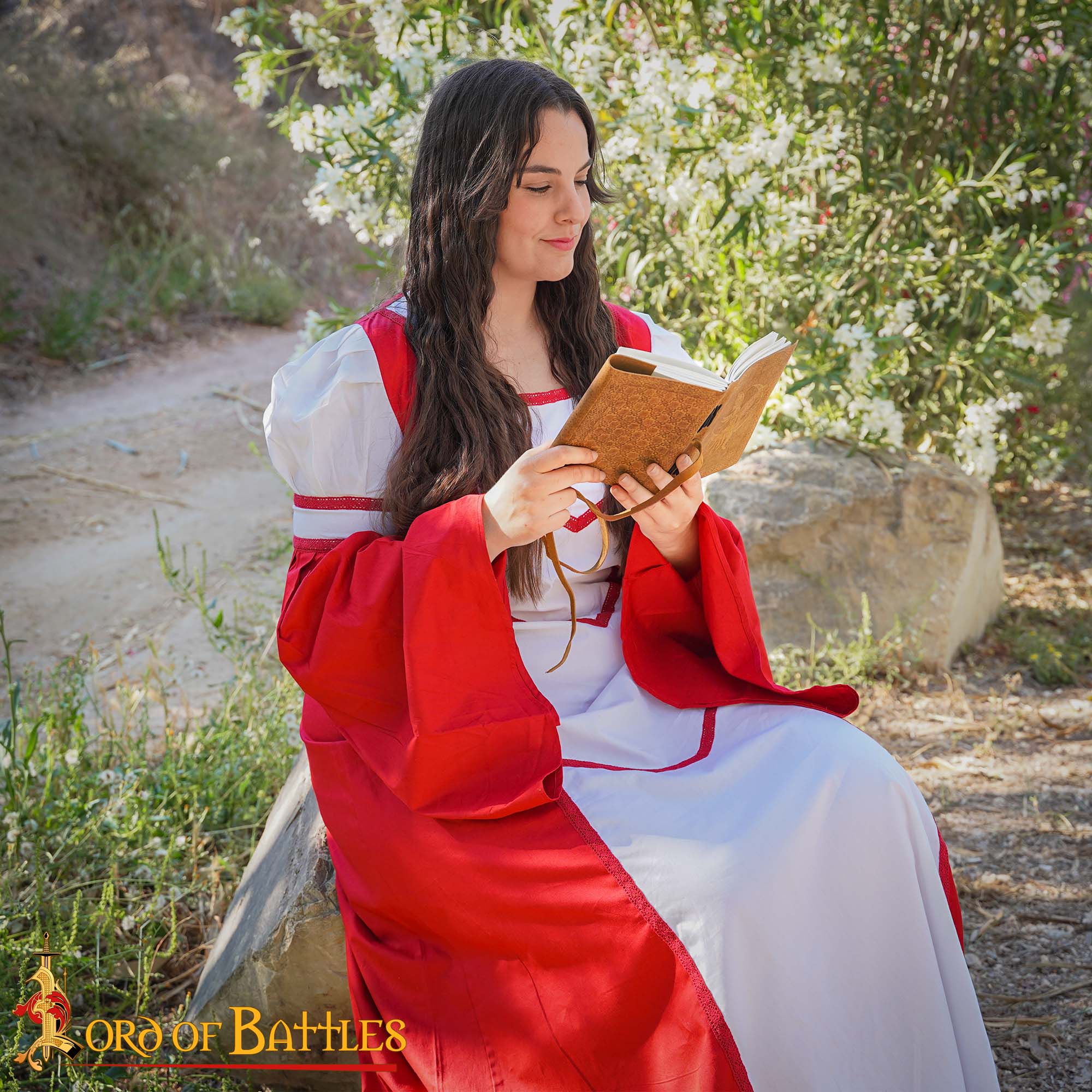 Imagen única de: Diario Medieval de Piel Auténtica Hecho a Mano