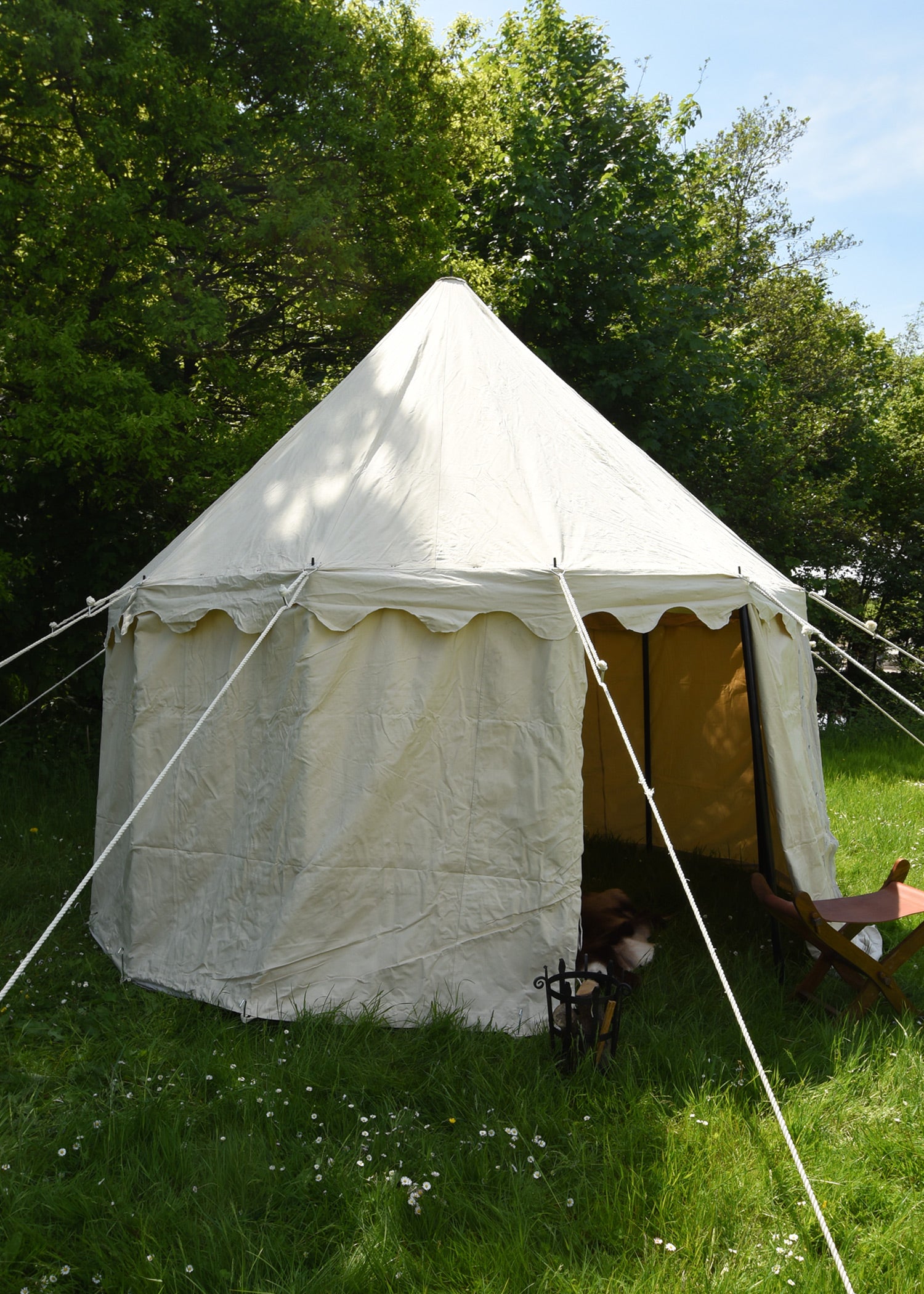 Imagen única de: Tienda Medieval Redonda, 4 M De Diámetro, 425 G/m²