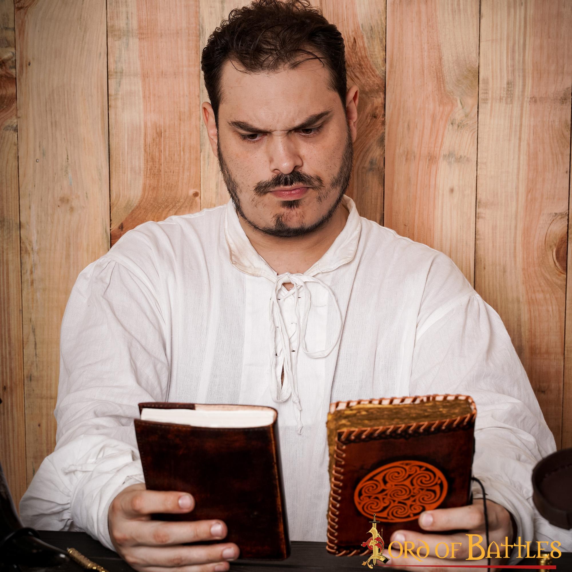 Imagen única de: Diario Hecho a Mano con Diseño Celta en Espiral Agenda de Piel Auténtica