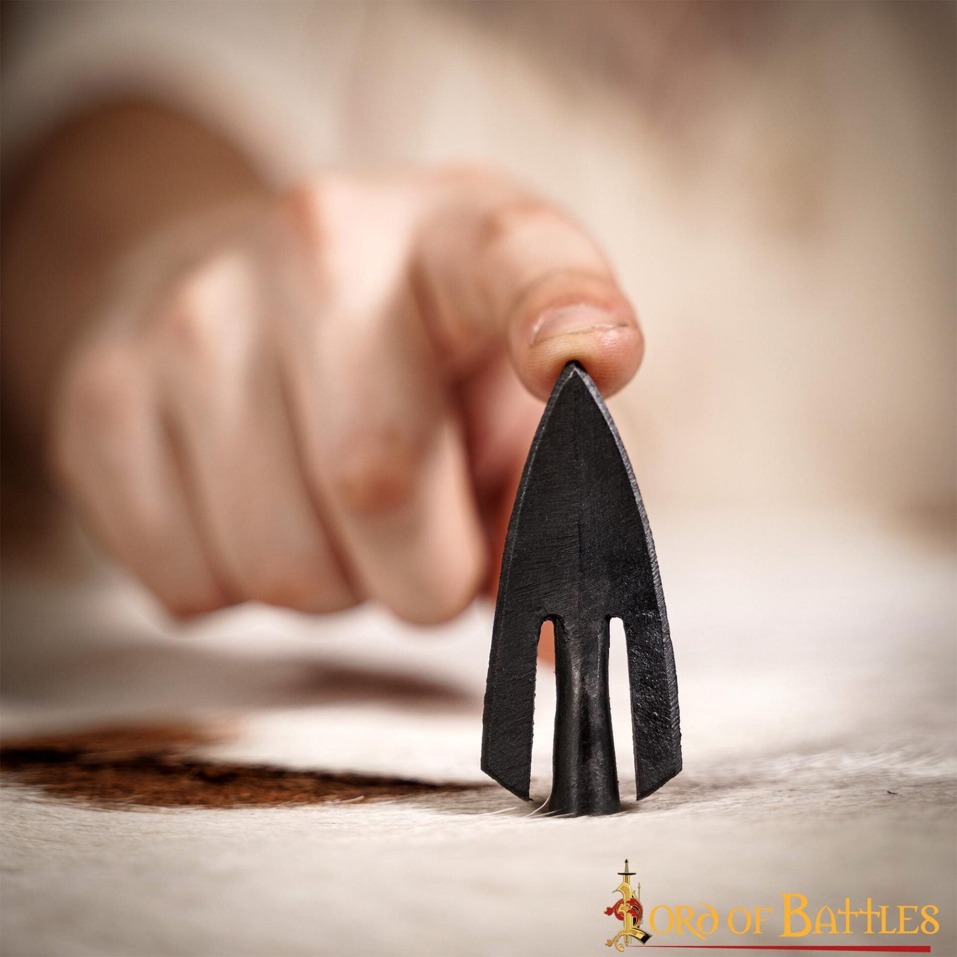 Imagen única de: Punta de Flecha Medieval de Cola de Golondrina Forjada a Mano en Hierro