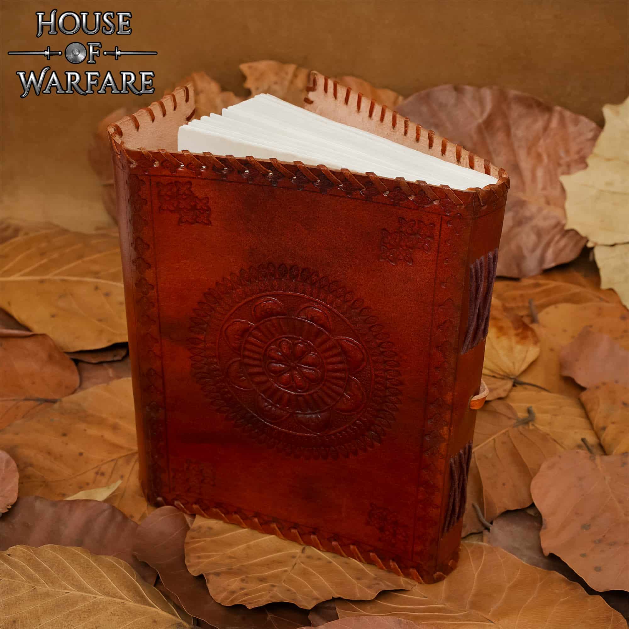 Imagen única de: Diario Medieval de Cuero - Diario de Cuero Auténtico Hecho a Mano