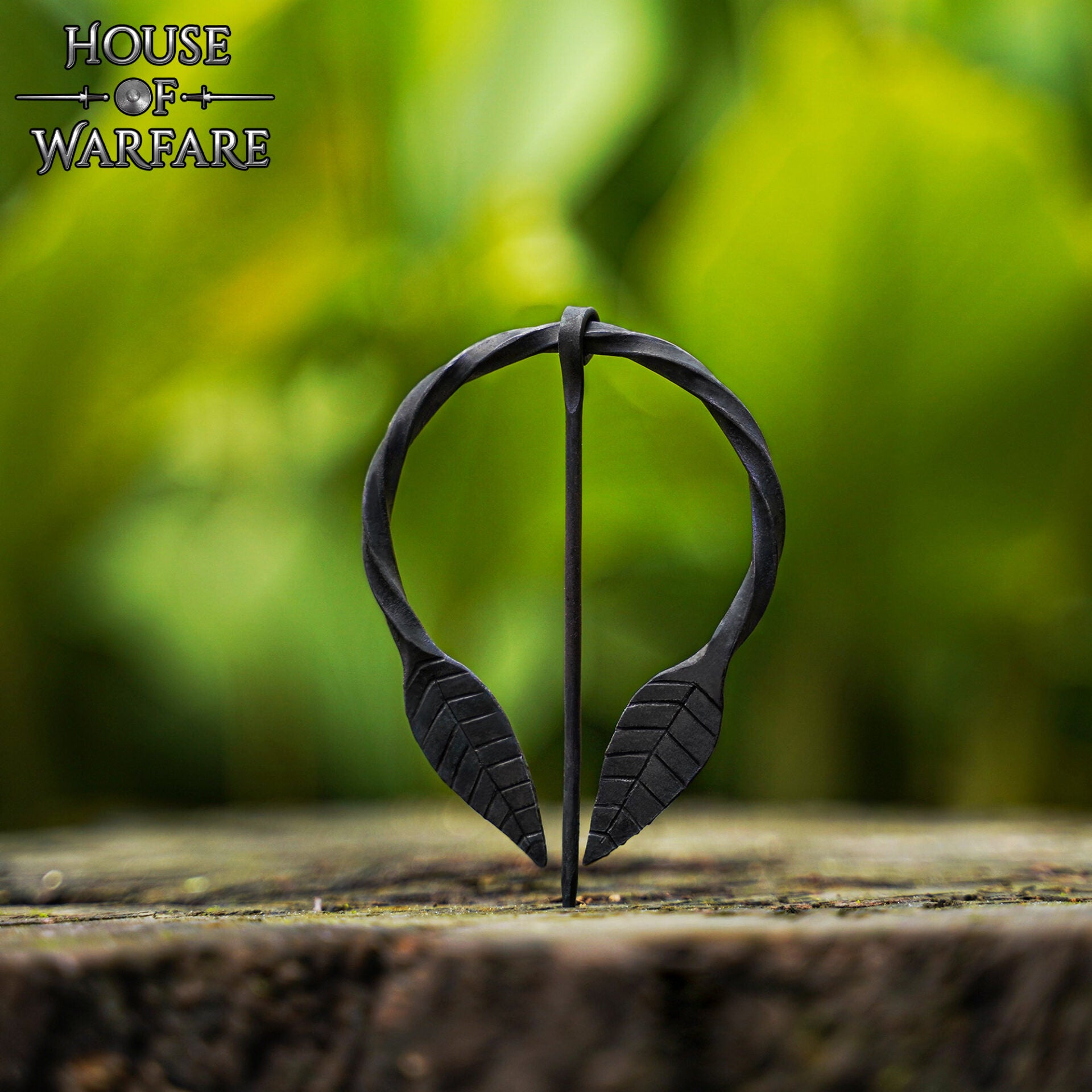 Imagen única de: Broche Hoja Celta Forjado a Mano Alfiler de Capa