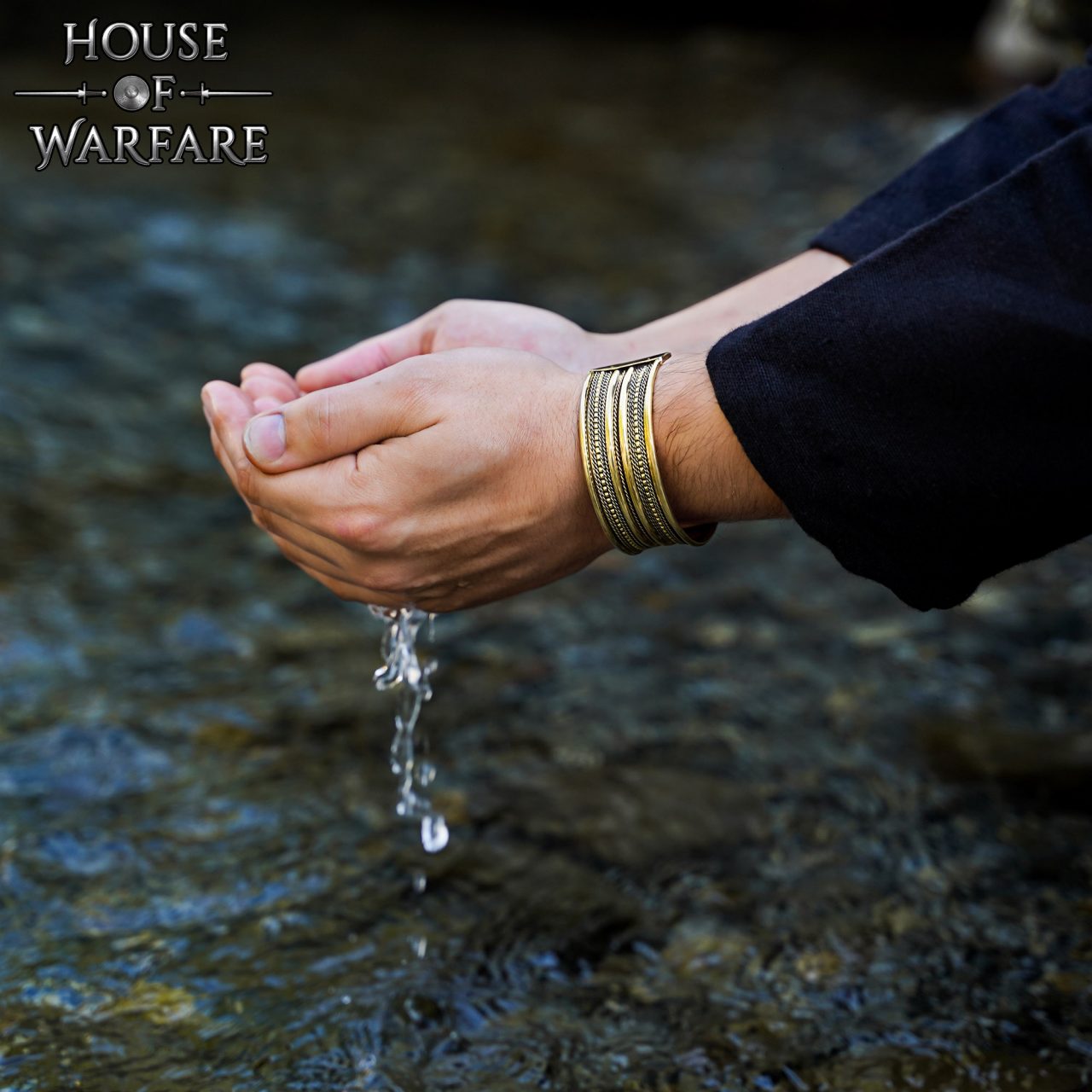 Imagen única de: Pulsera Medieval de Latón Macizo Fantasía