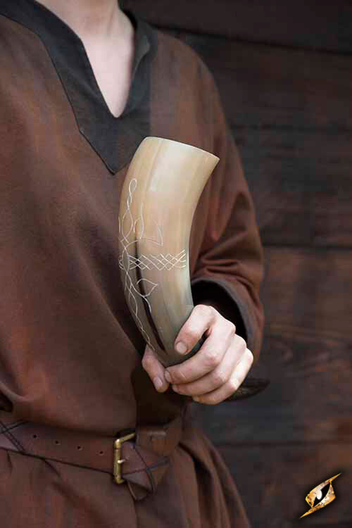 Imagen única de: Cuerno Para Beber Druida 0,5 L Con Soporte