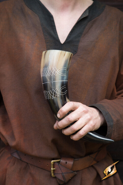 Imagen única de: Cuerno Para Beber Chieftain 0,5 L Con Soporte