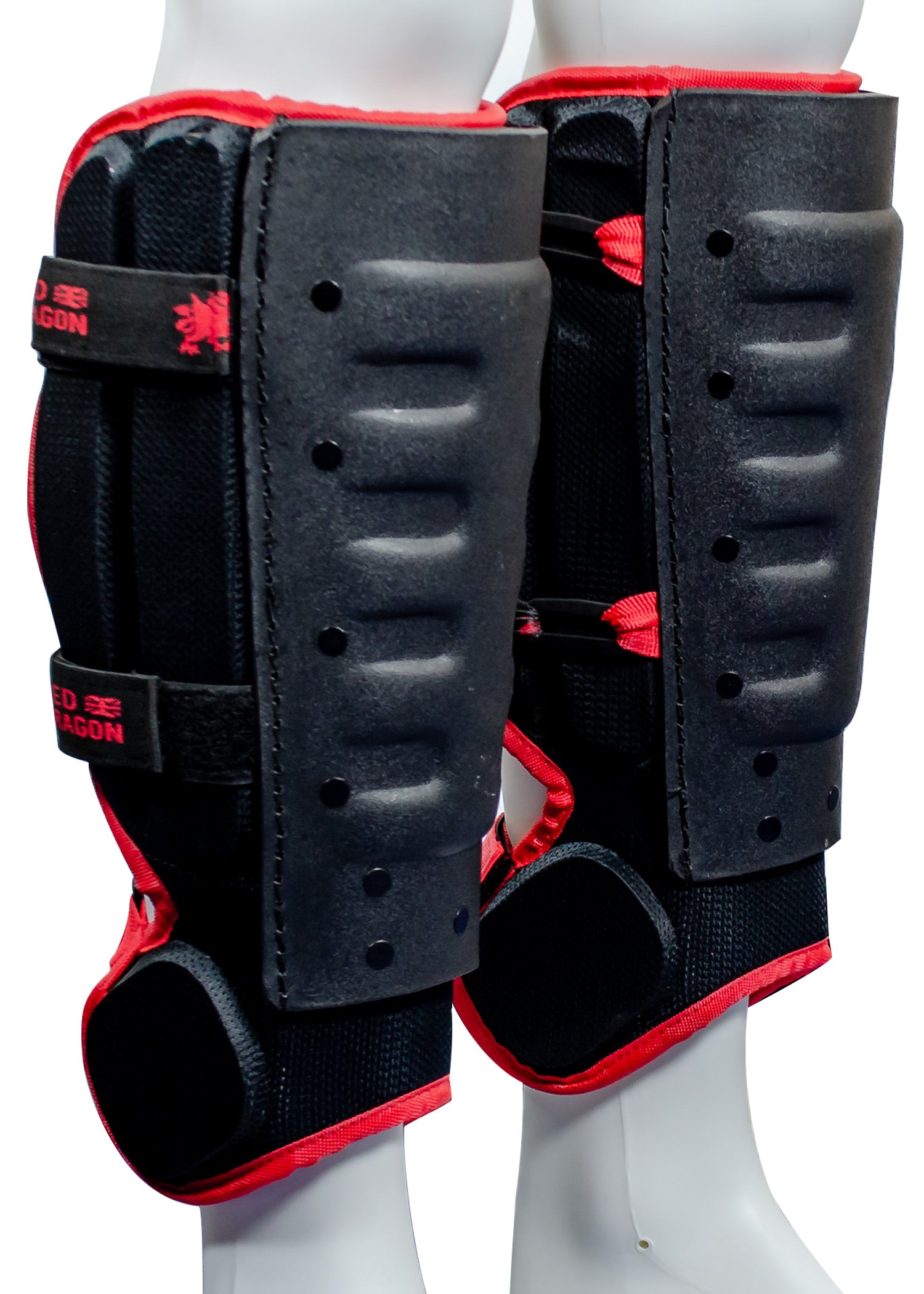 Imagen única de: Espinilleras Red Dragon Hema