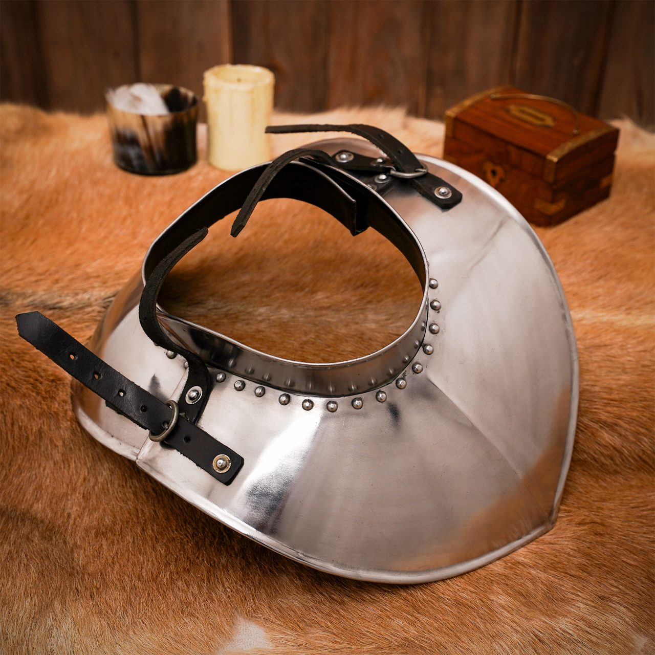 Imagen única de: Armadura de Placas Knightly Gorget