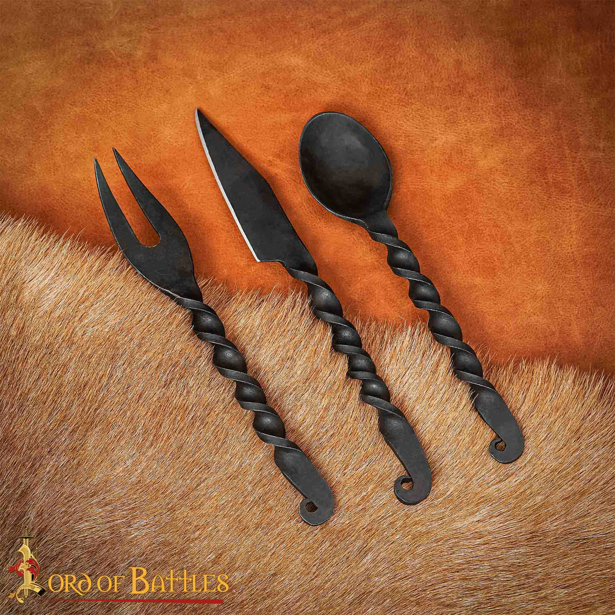 Imagen única de: Juego de Cubiertos Medievales Forjados a Mano Cuchara, Tenedor y Cuchillo